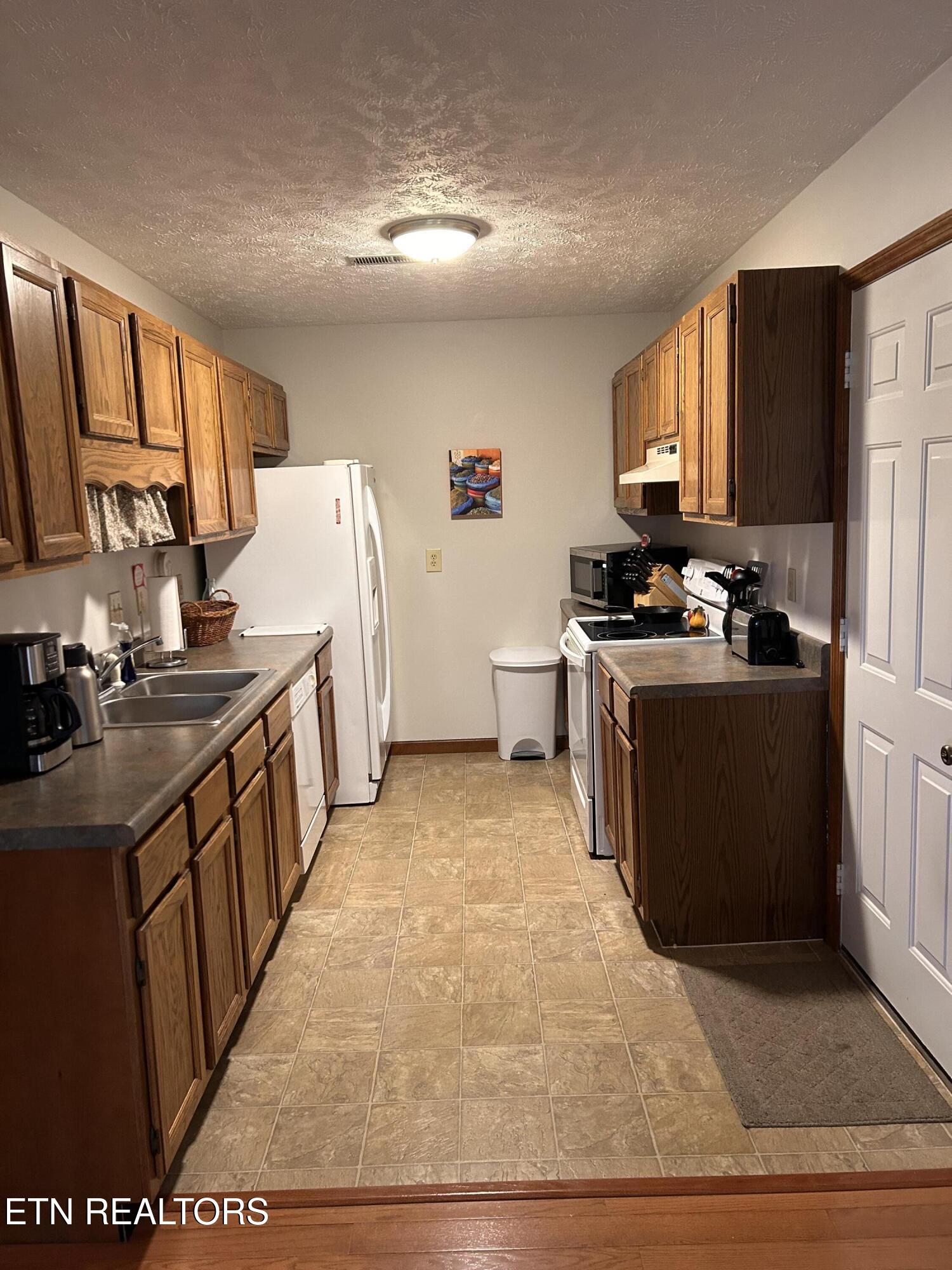 2365 Governors Court Maryville TN 37801