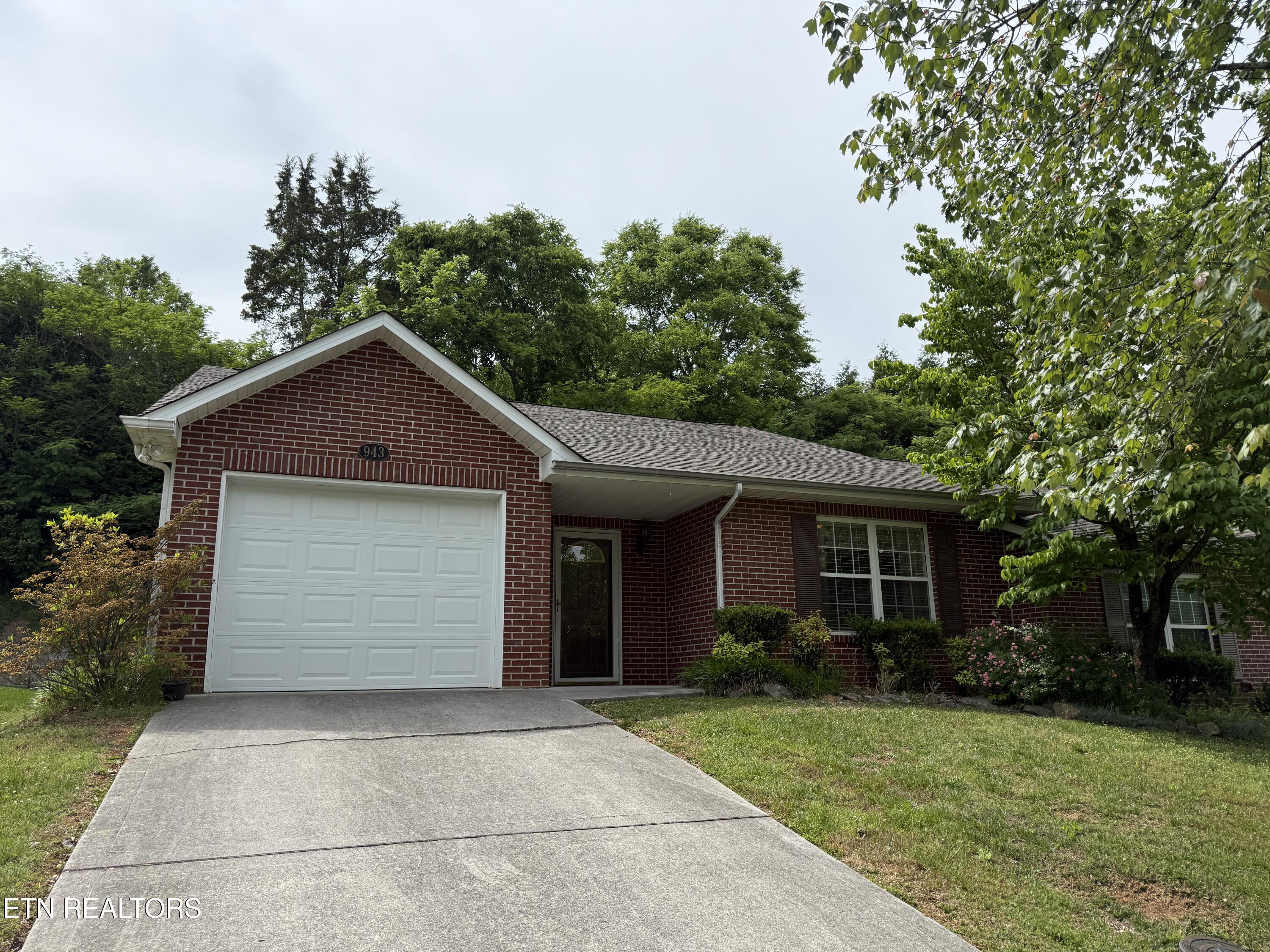 943 Spring Park Road Knoxville TN 37914