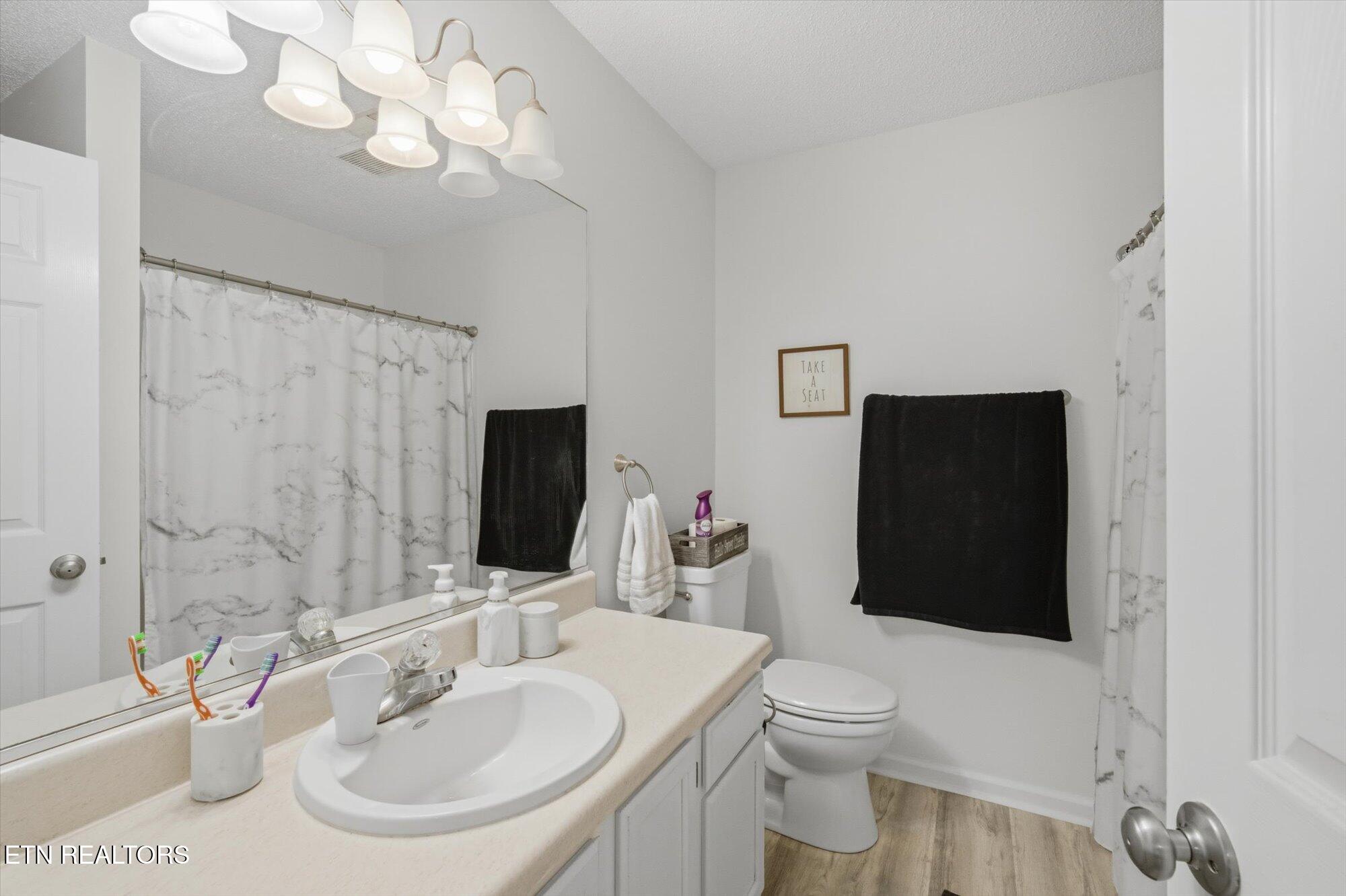 8005 Atmore Way Powell TN 37849