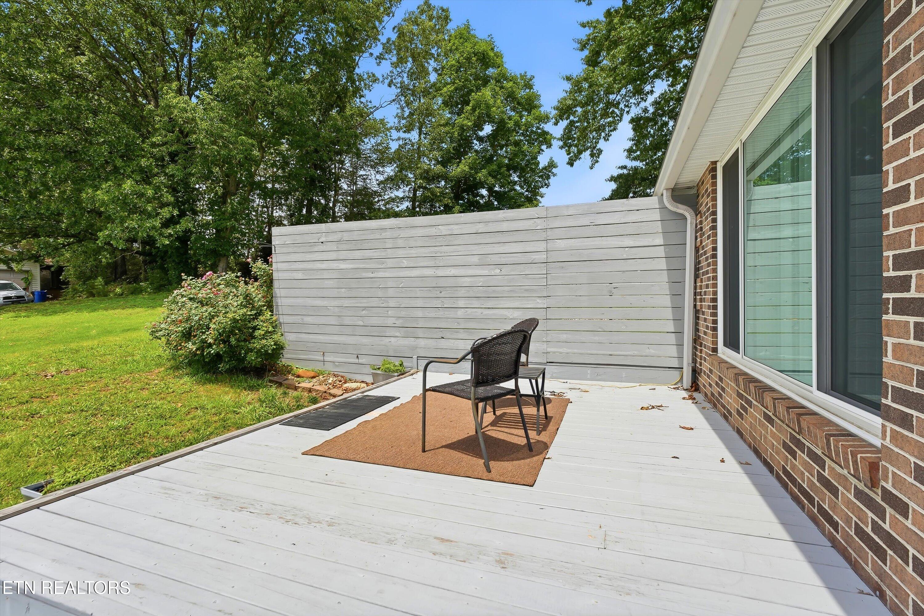211 Farmington Trail Kingston TN 37763