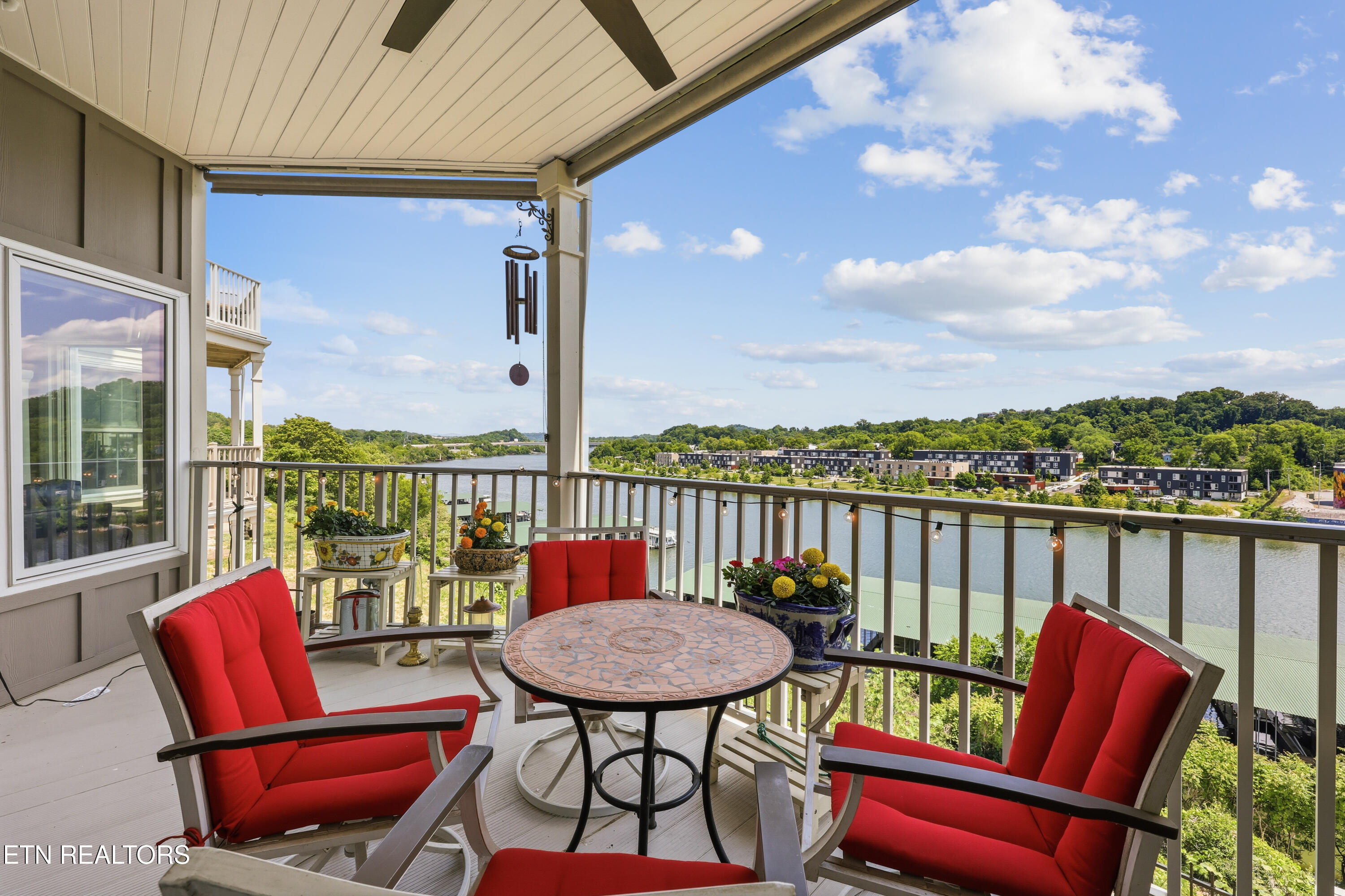 540 Riverfront Way Knoxville TN 37915