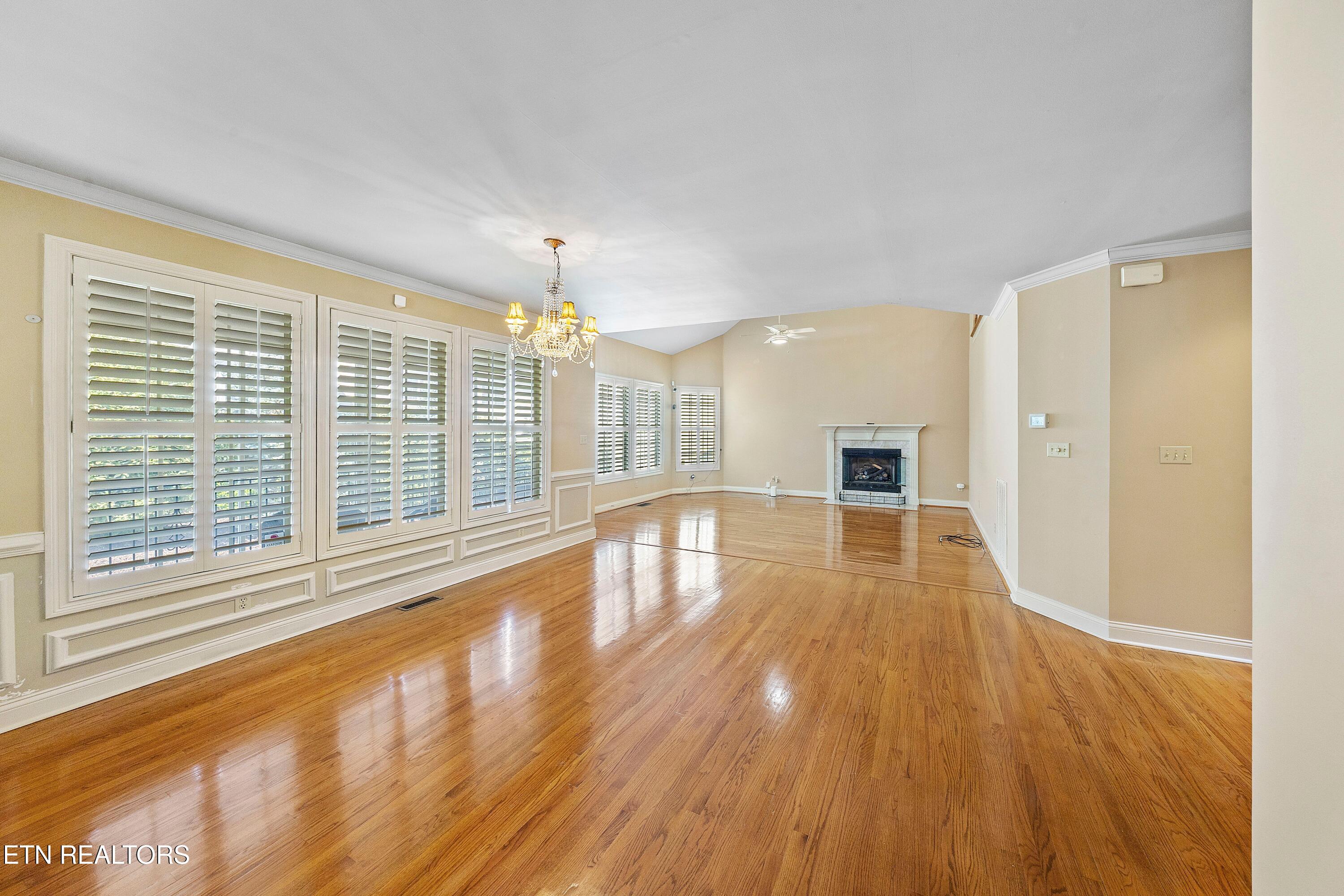 1110 Spy Glass Way Knoxville TN 37922