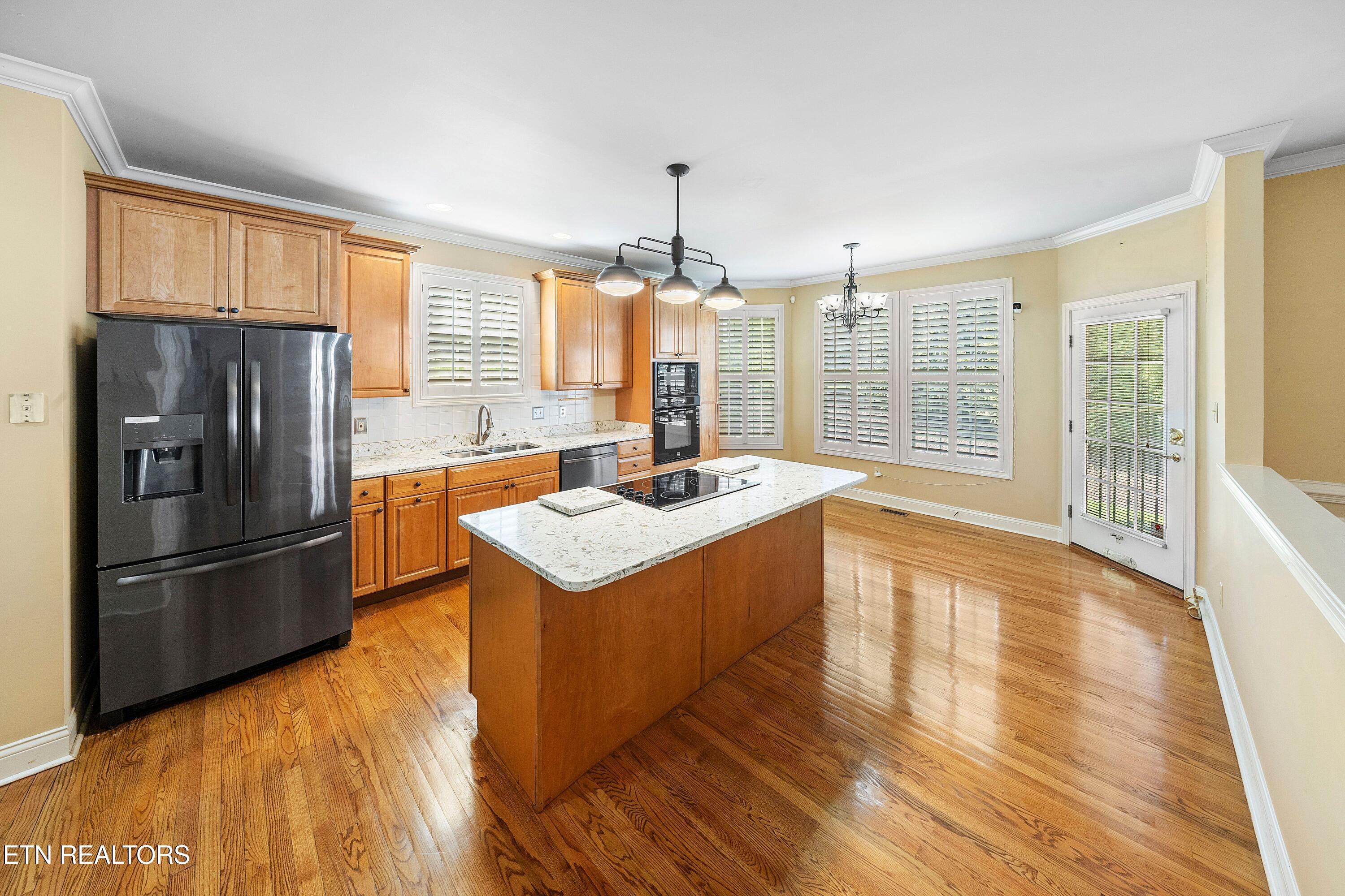 1110 Spy Glass Way Knoxville TN 37922