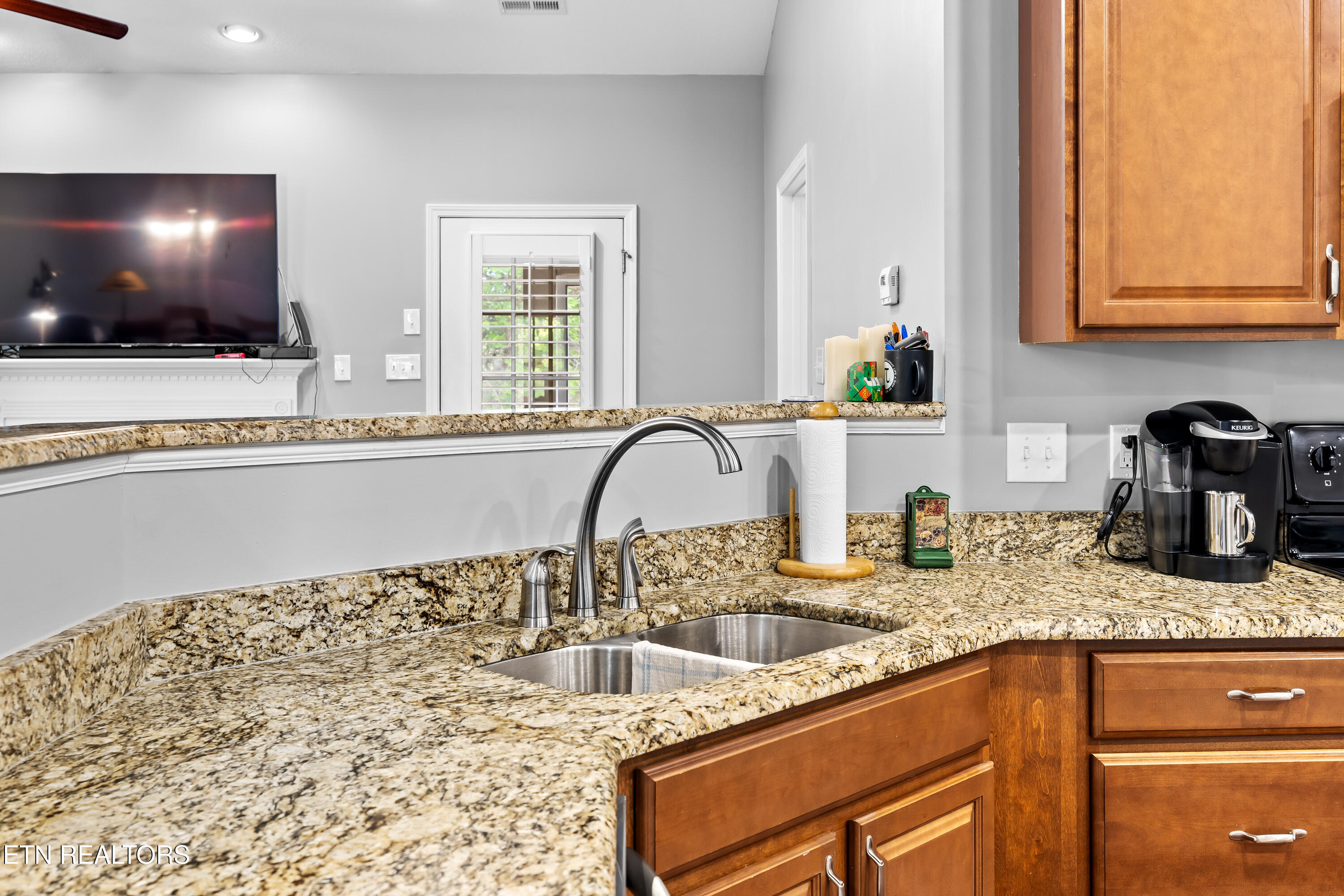 6122 Mcmillan Creek Drive Knoxville TN 37924