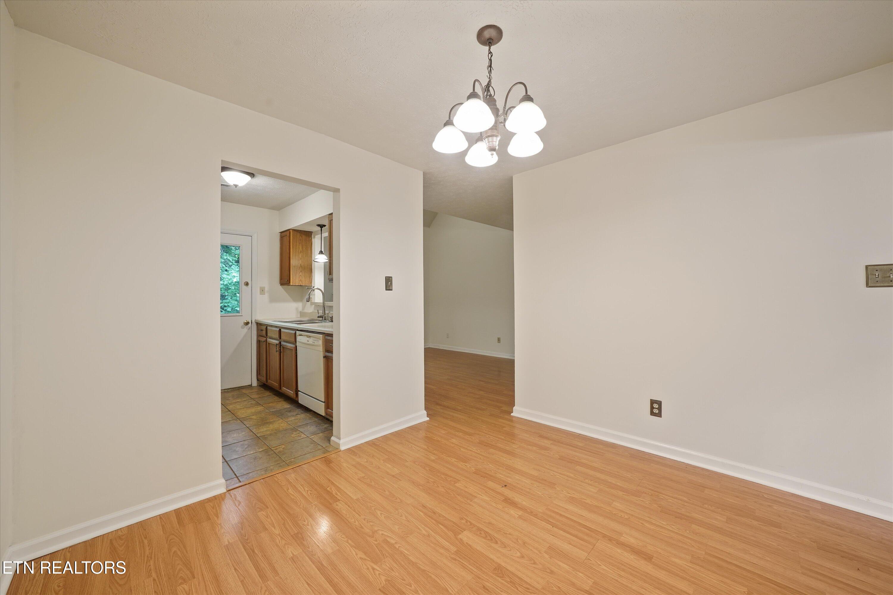 6913 Kings Crossing Way Knoxville TN 37918