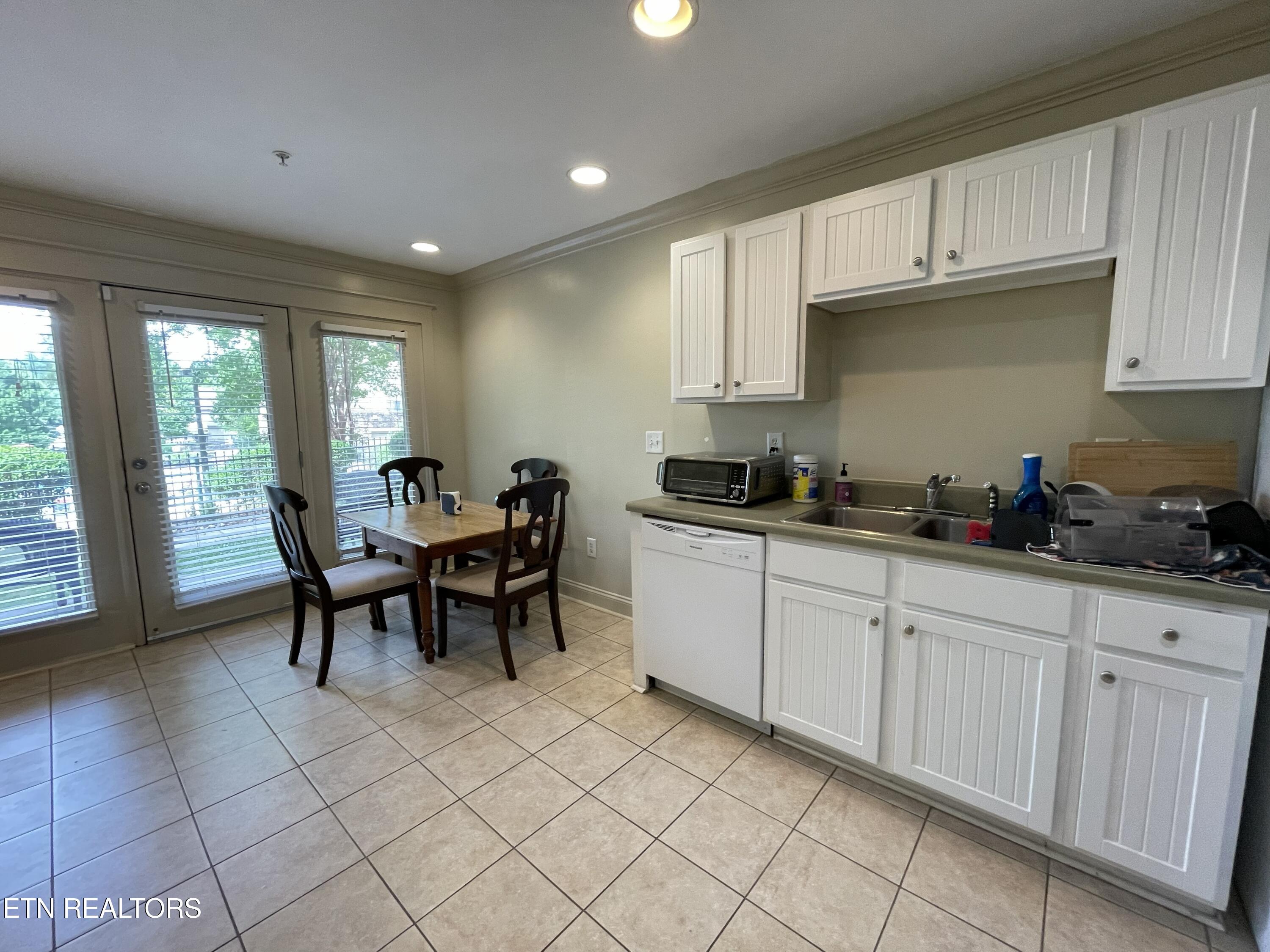 3831 Cherokee Woods Way 102 Knoxville TN 37920