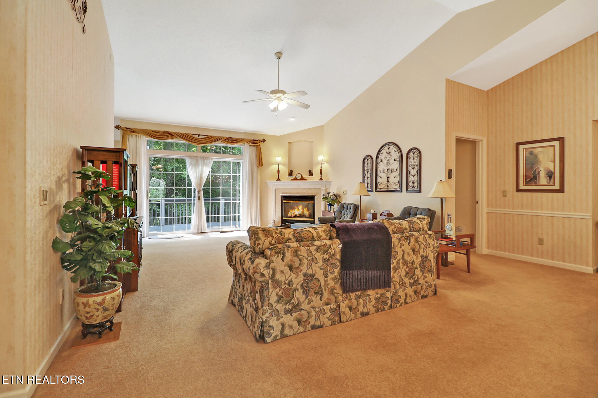 4 Augustine Lane Crossville TN 38558
