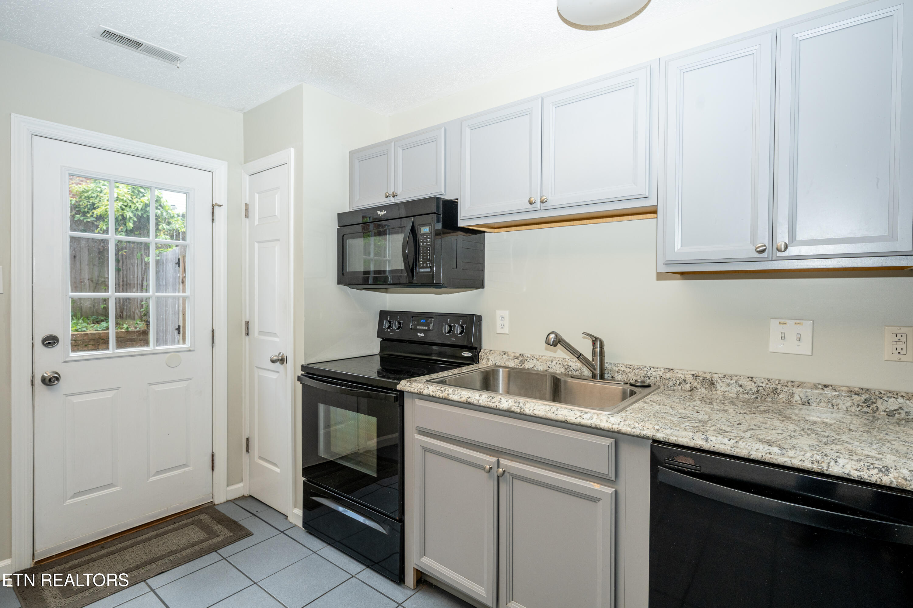 218 S Magnolia Street Maryville TN 37803