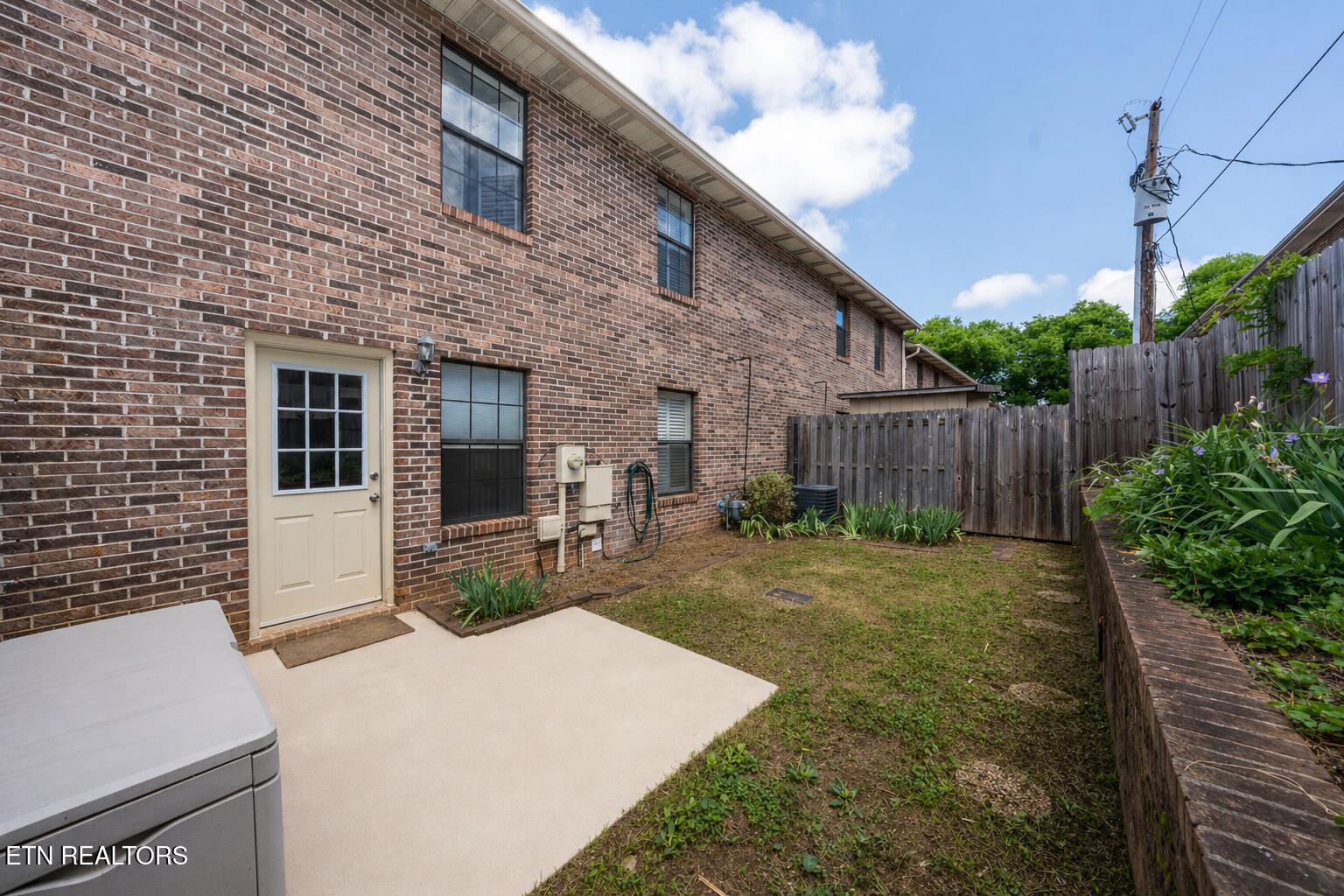 218 S Magnolia Street Maryville TN 37803