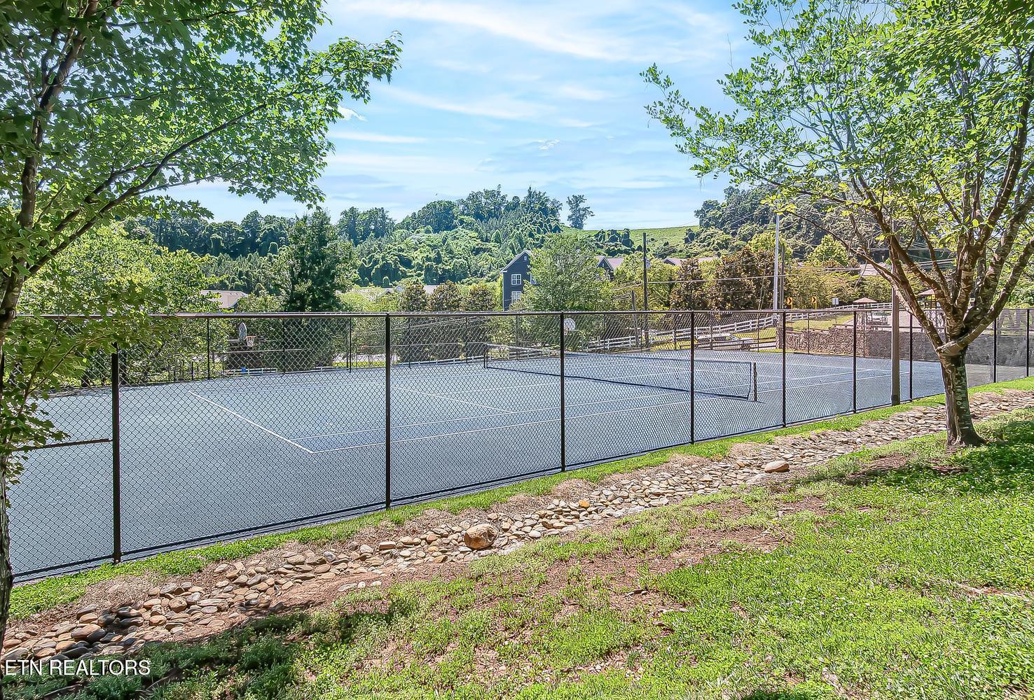 3950 Cherokee Woods Way Knoxville TN 37920