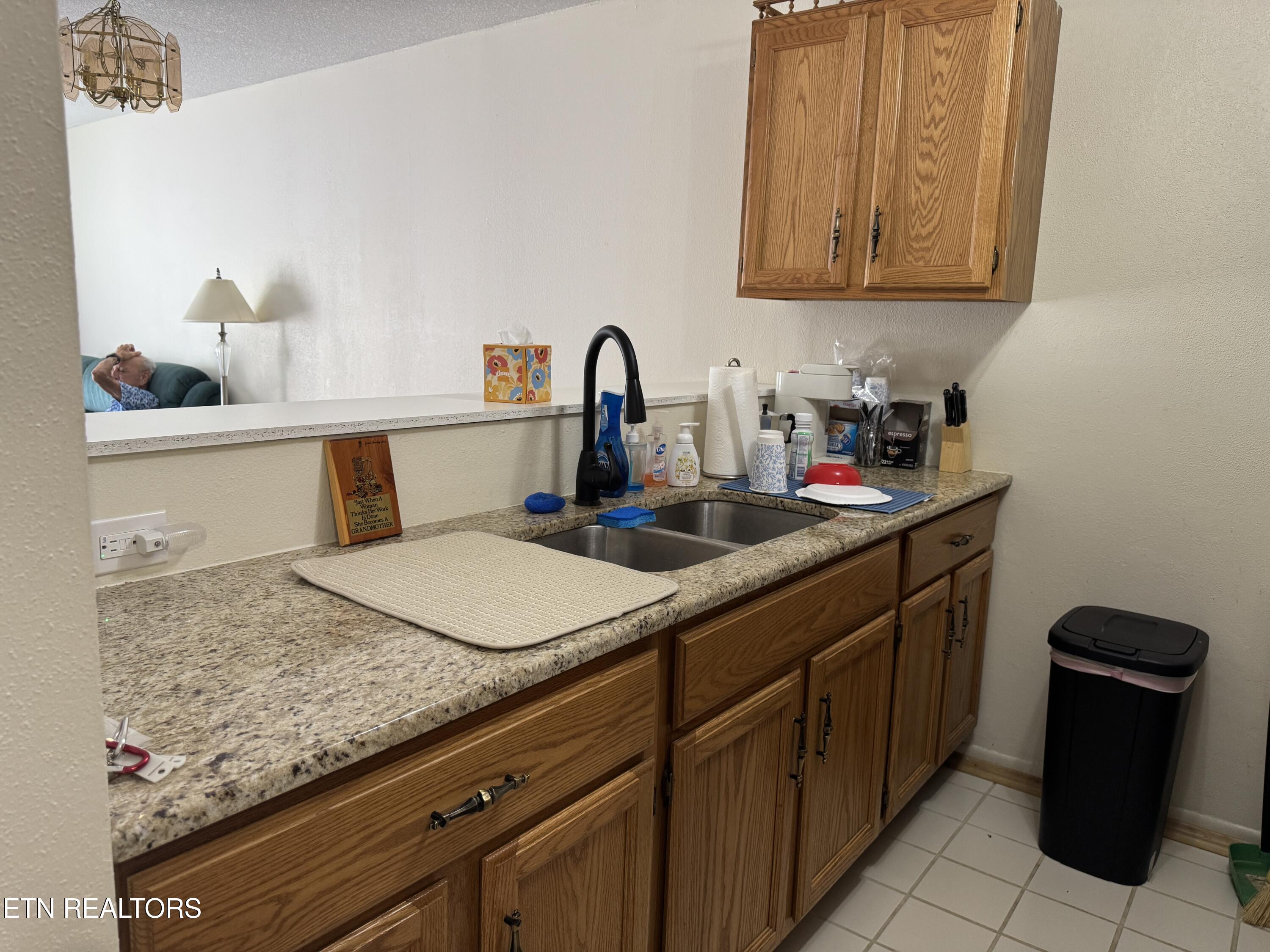 7 Lakeshore Cir 7 Circle Crossville TN 38558