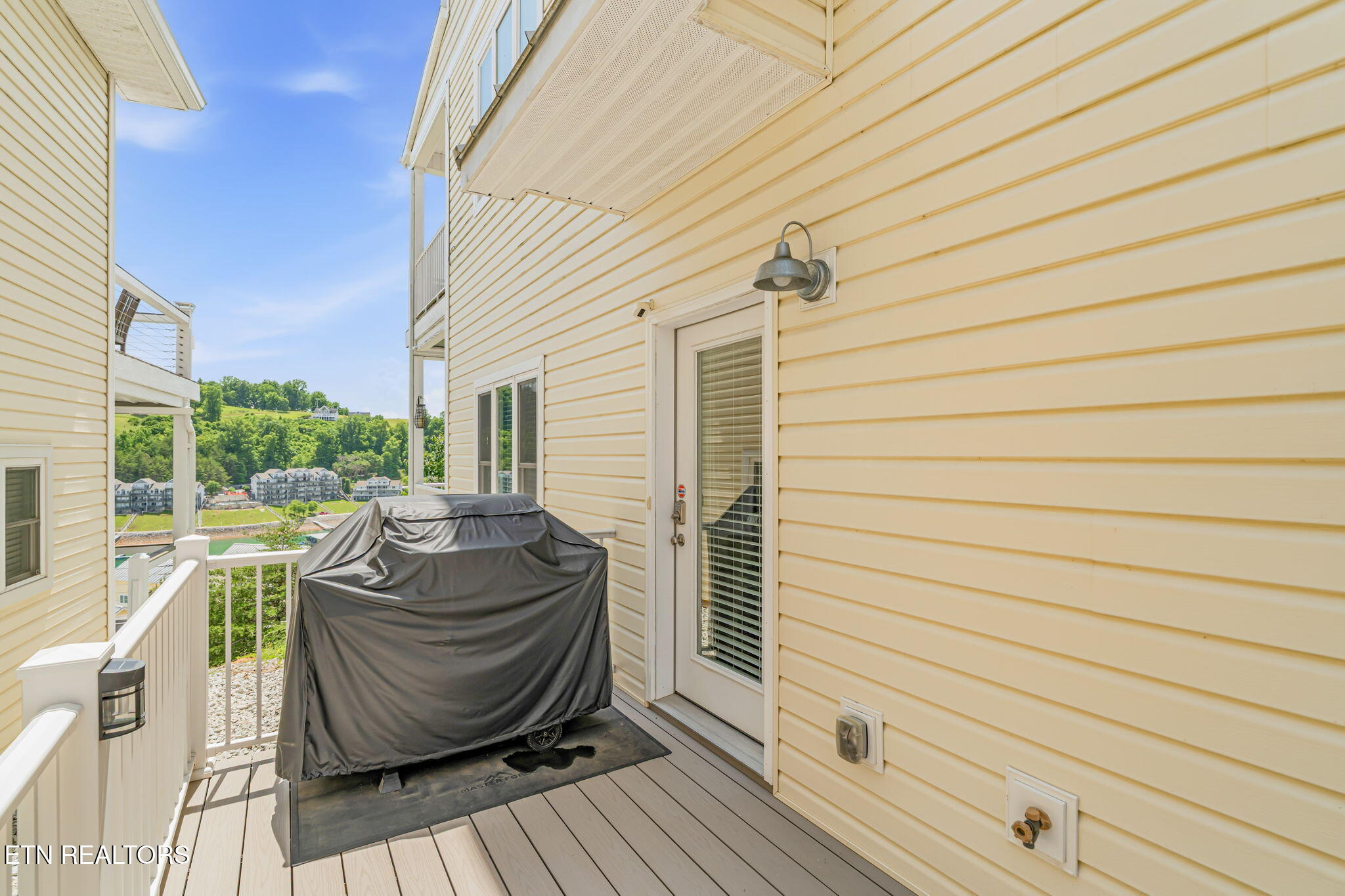 179 N Deer Village Lane Lafollette TN 37766