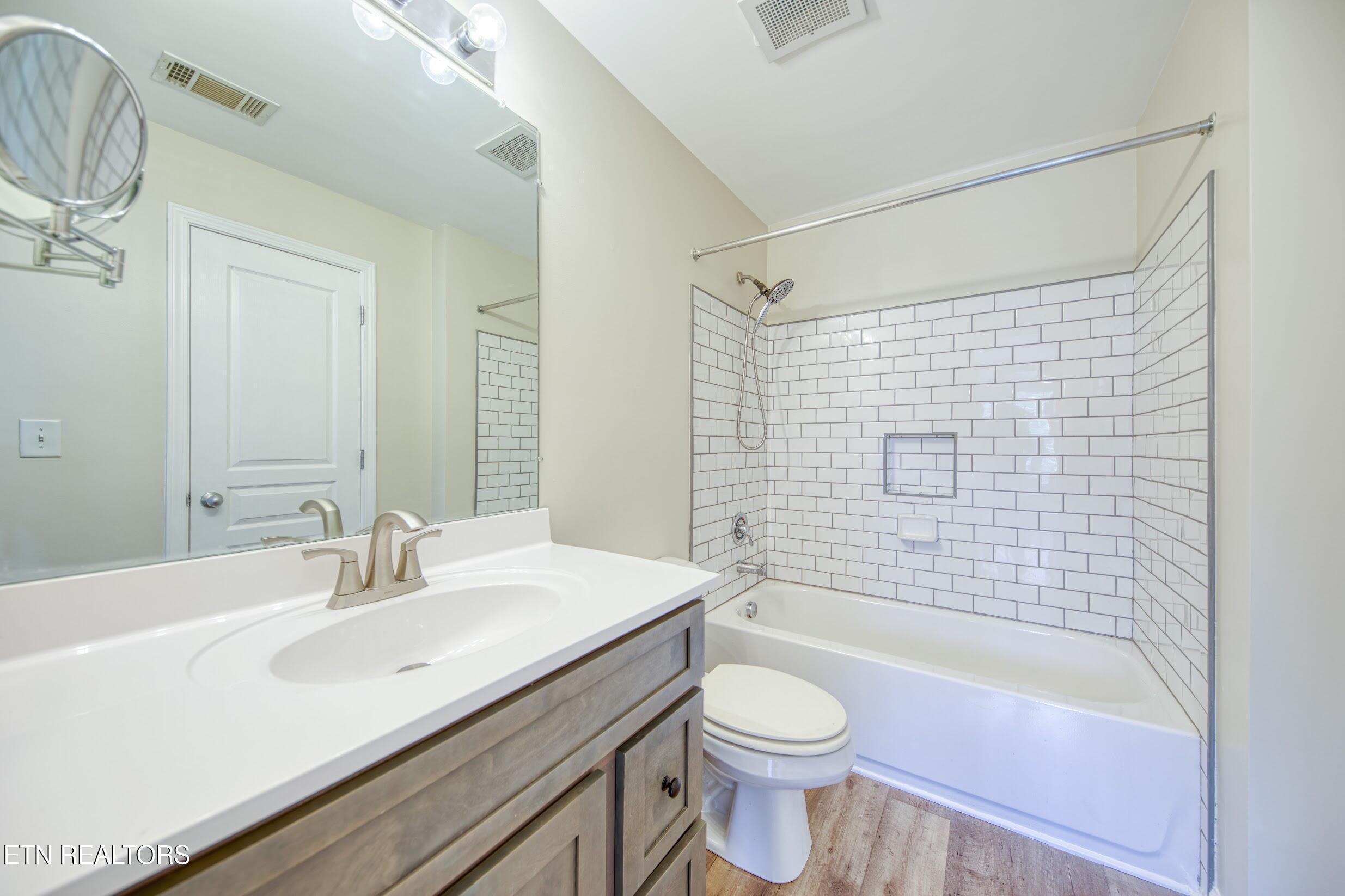 3720 Spruce Ridge Way Knoxville TN 37920