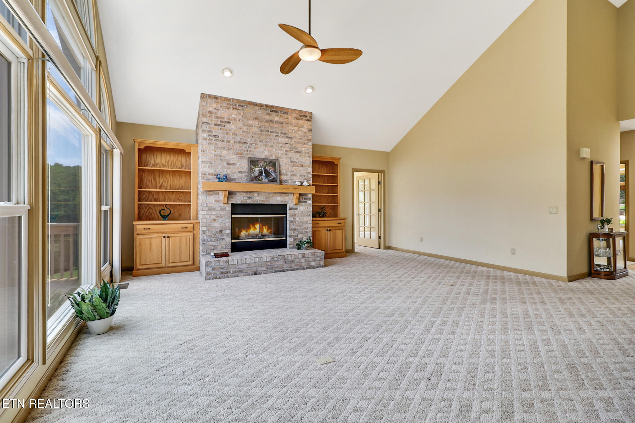 137 Lafayette Crossville TN 38558