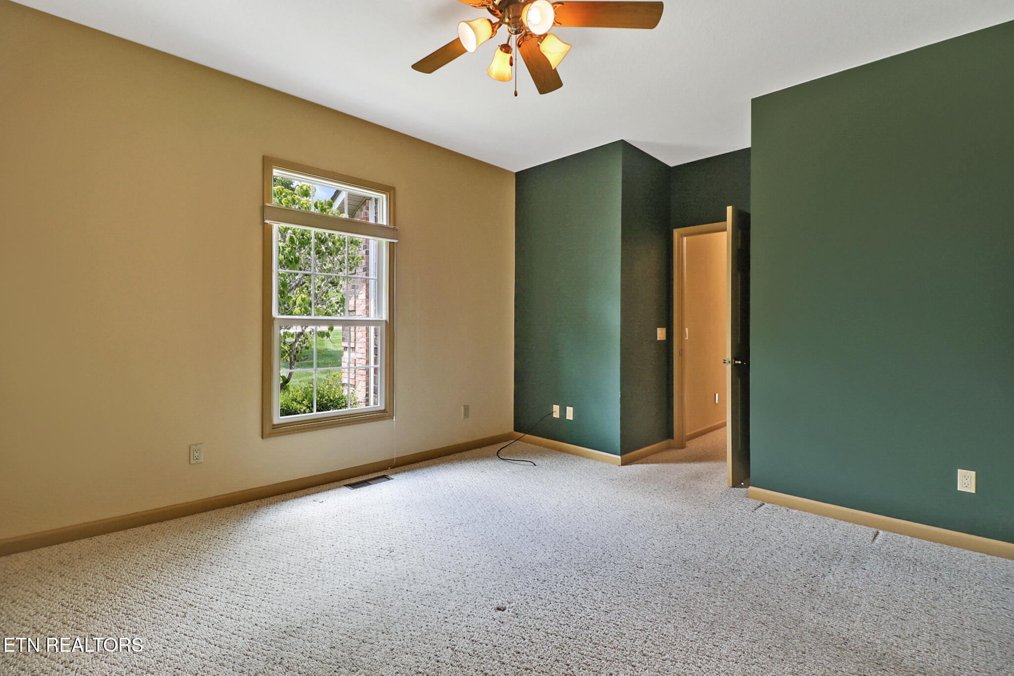 137 Lafayette Crossville TN 38558