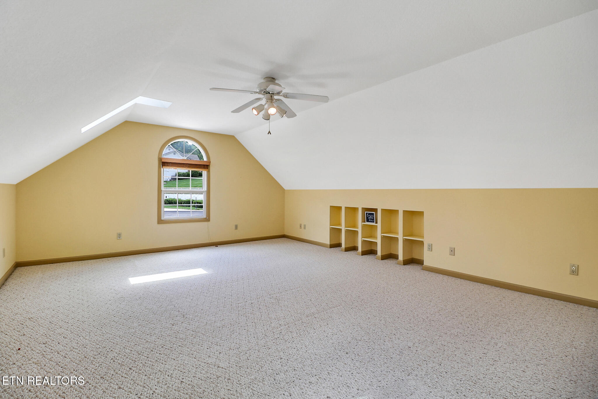 137 Lafayette Crossville TN 38558
