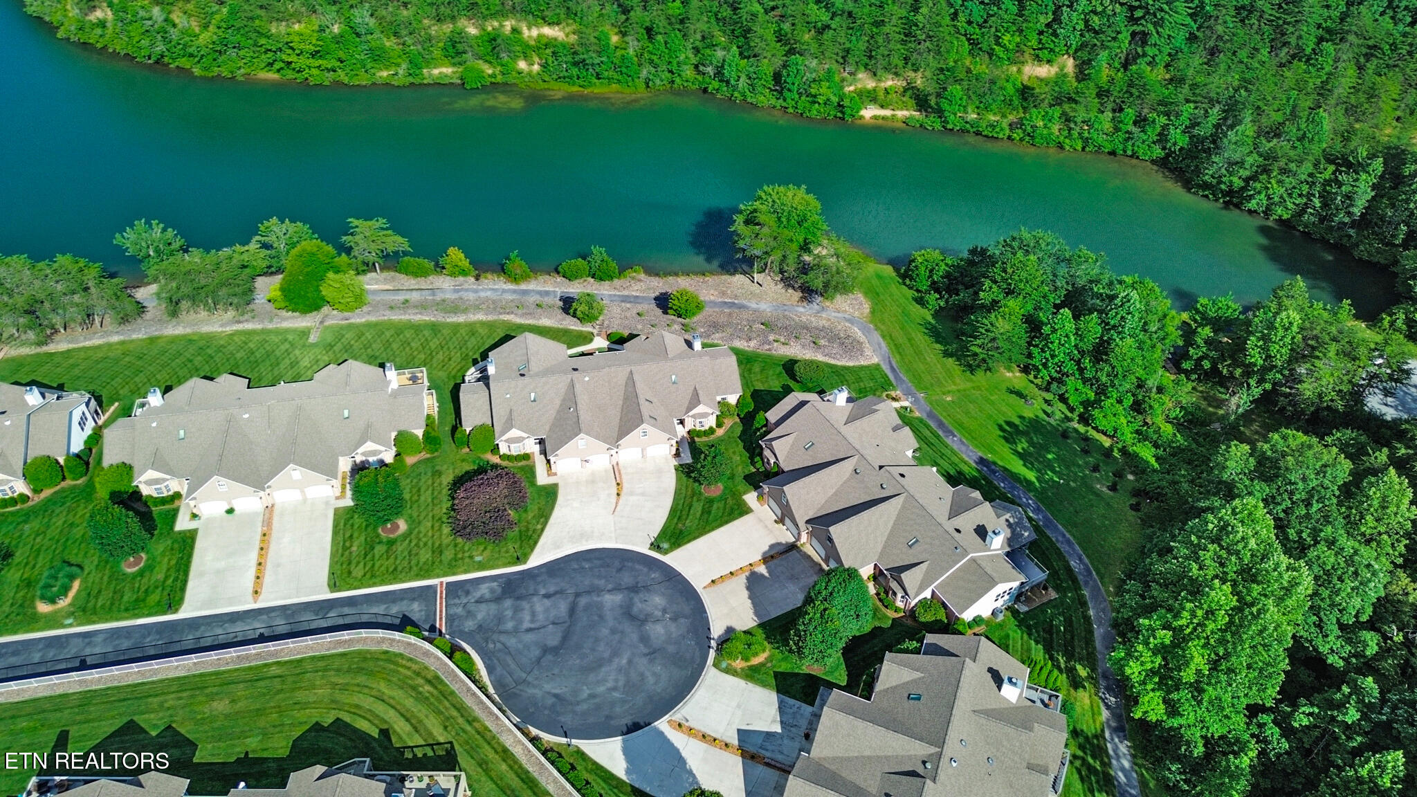 137 Lafayette Crossville TN 38558