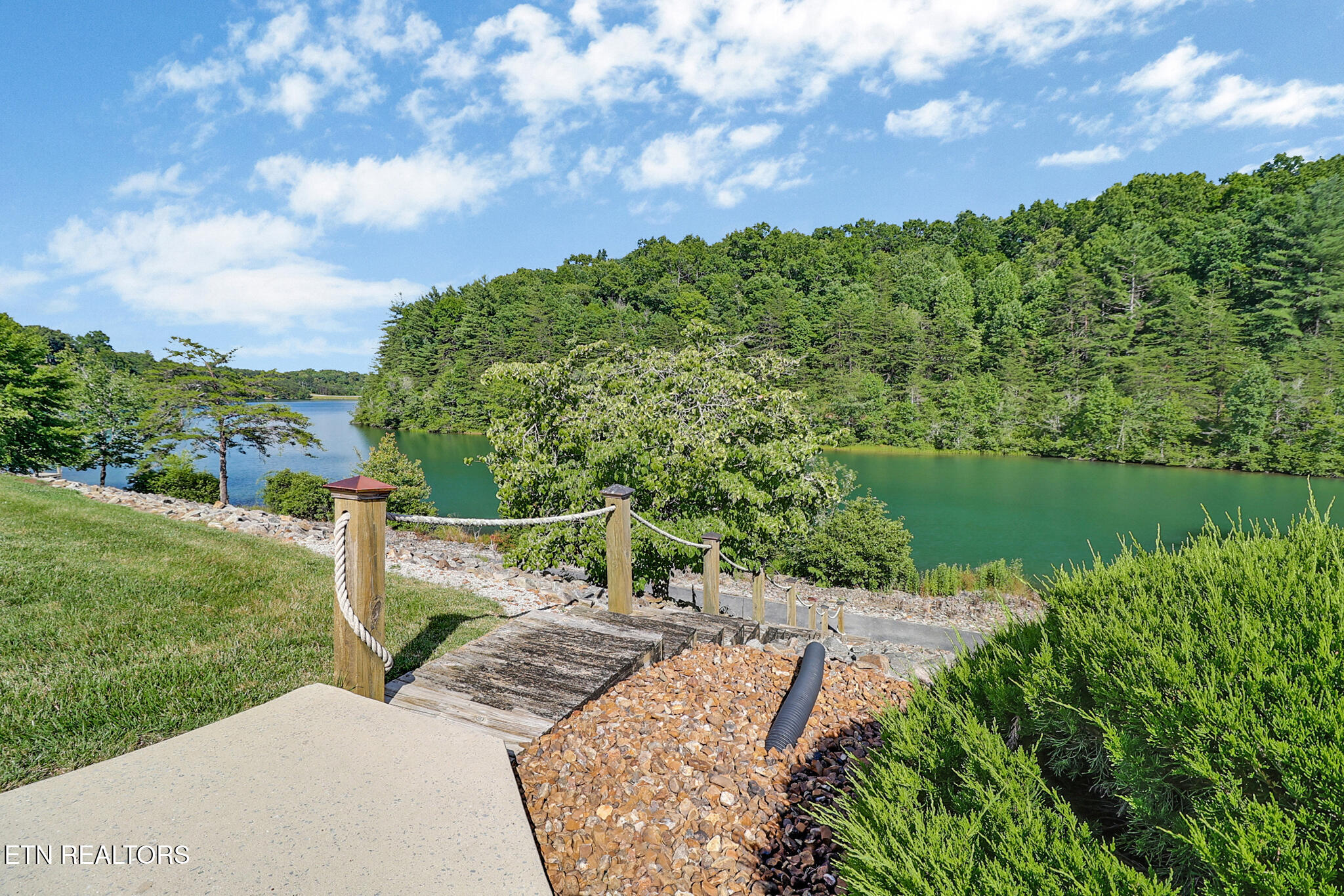 137 Lafayette Crossville TN 38558