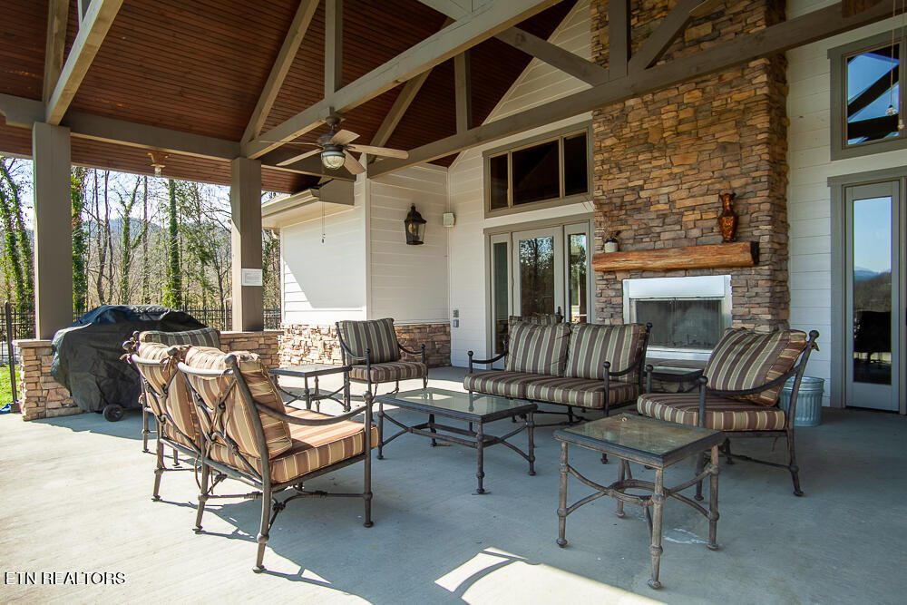 338 Shooting Star Loop Townsend TN 37882