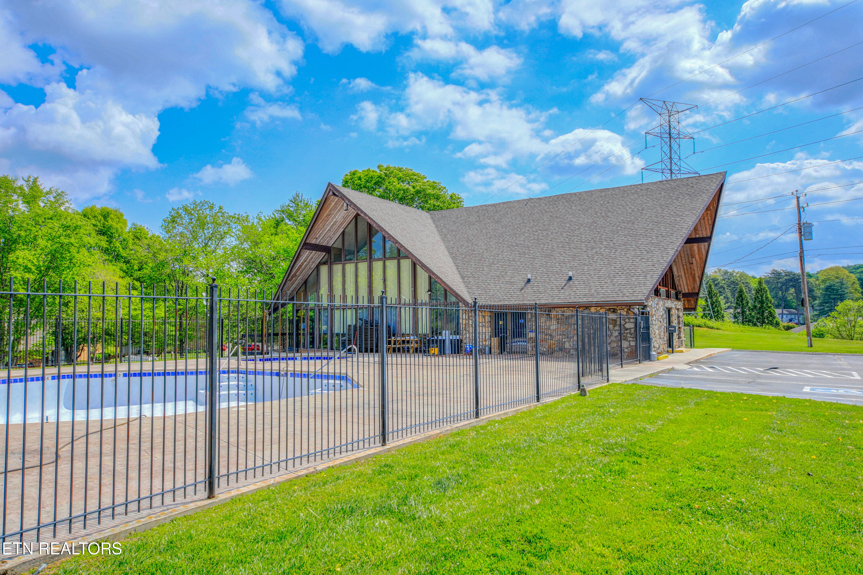 400 Dublin Drive Knoxville TN 37923