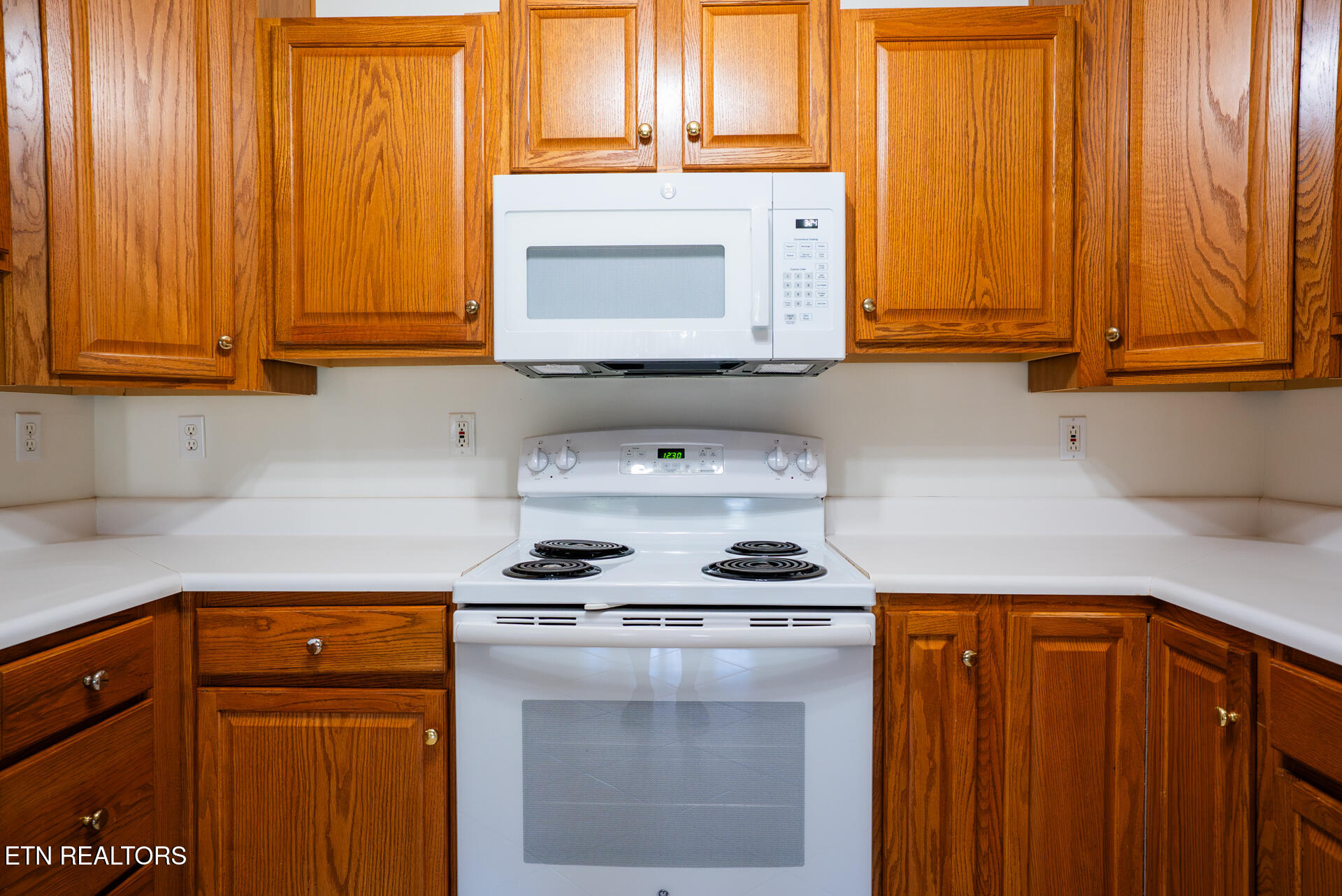 215 Royal Oaks Drive Maryville TN 37801