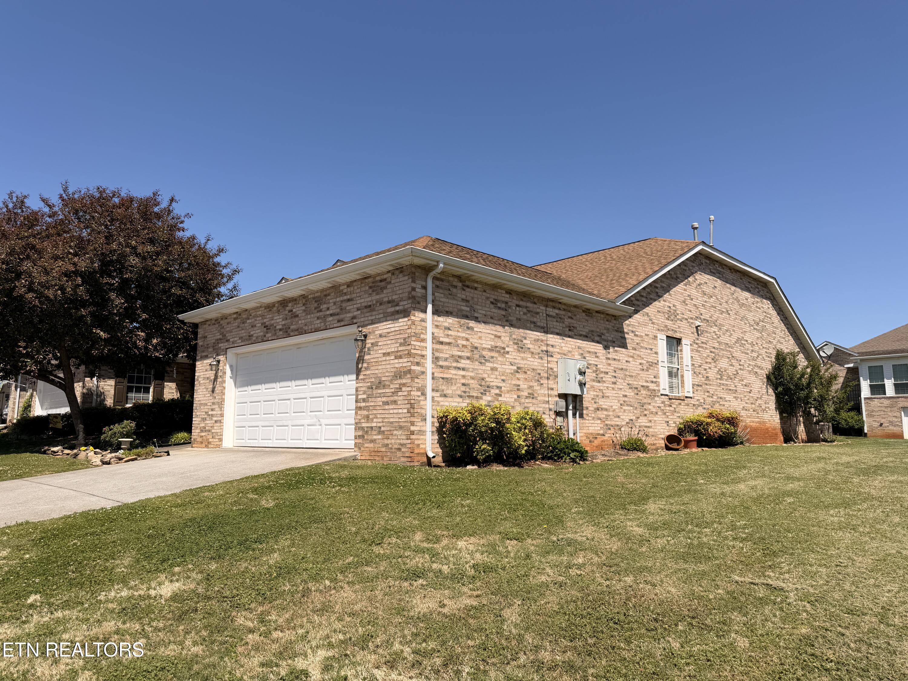 215 Royal Oaks Drive Maryville TN 37801