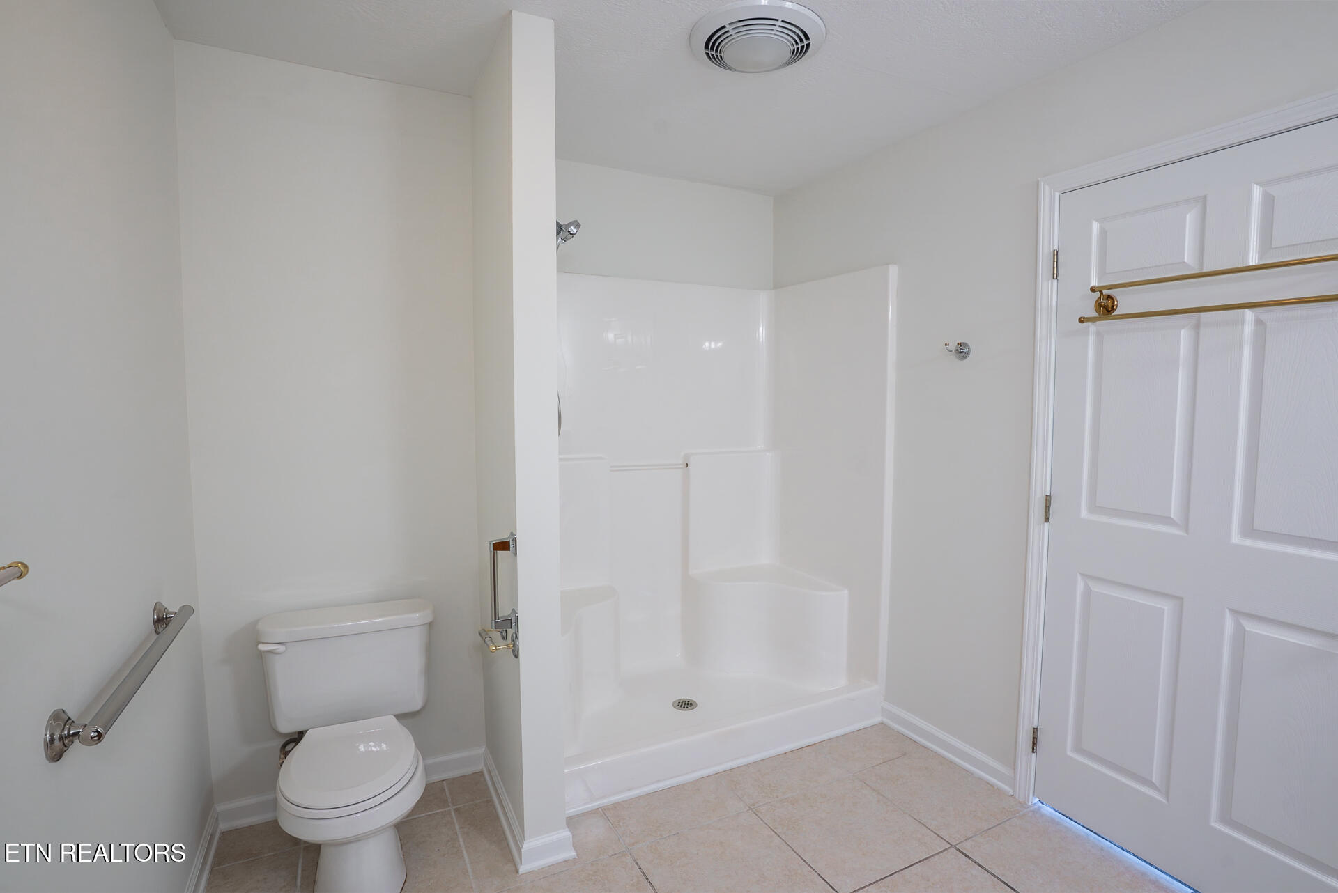 215 Royal Oaks Drive Maryville TN 37801