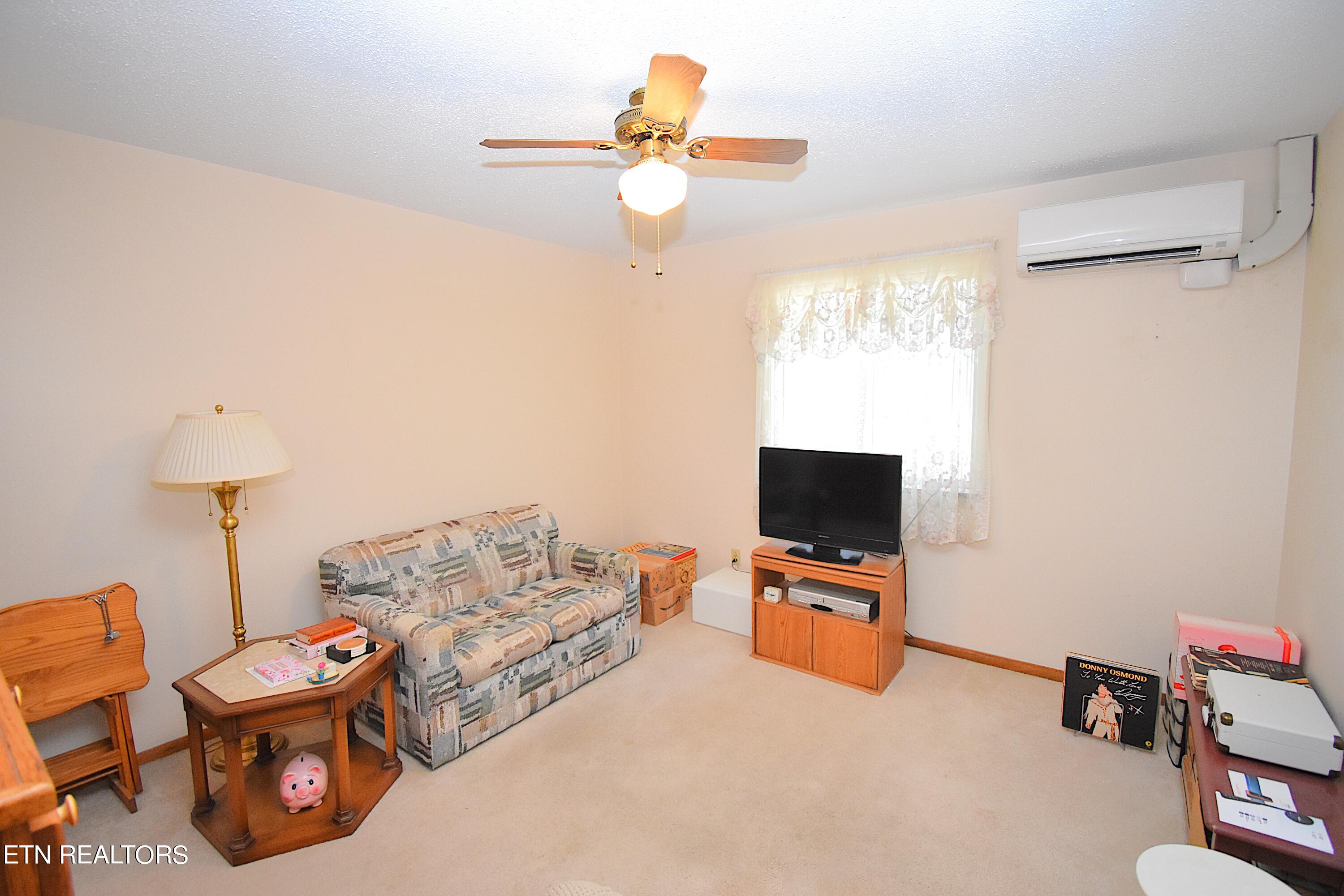3104 N Broadway Knoxville TN 37917