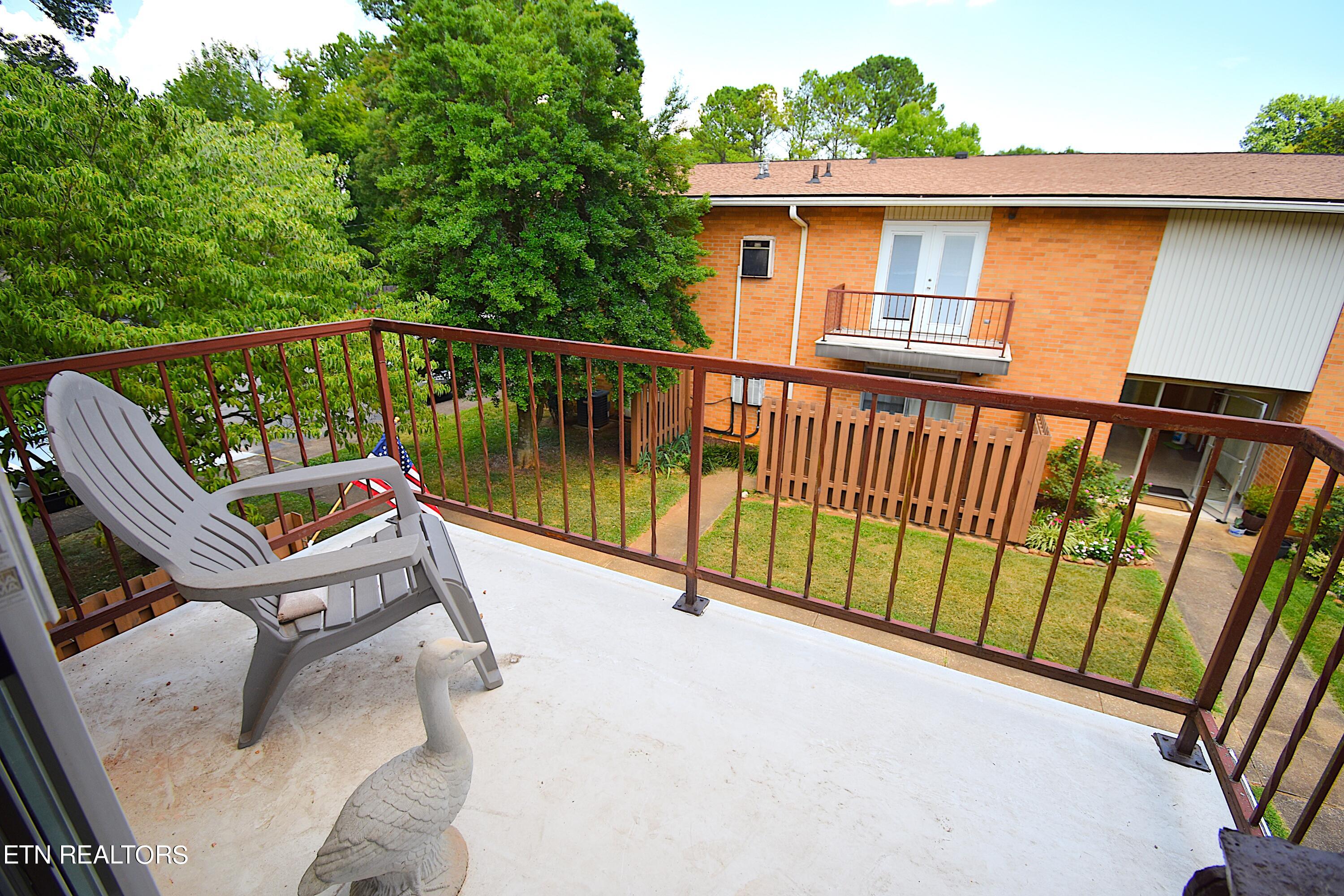 3104 N Broadway Knoxville TN 37917