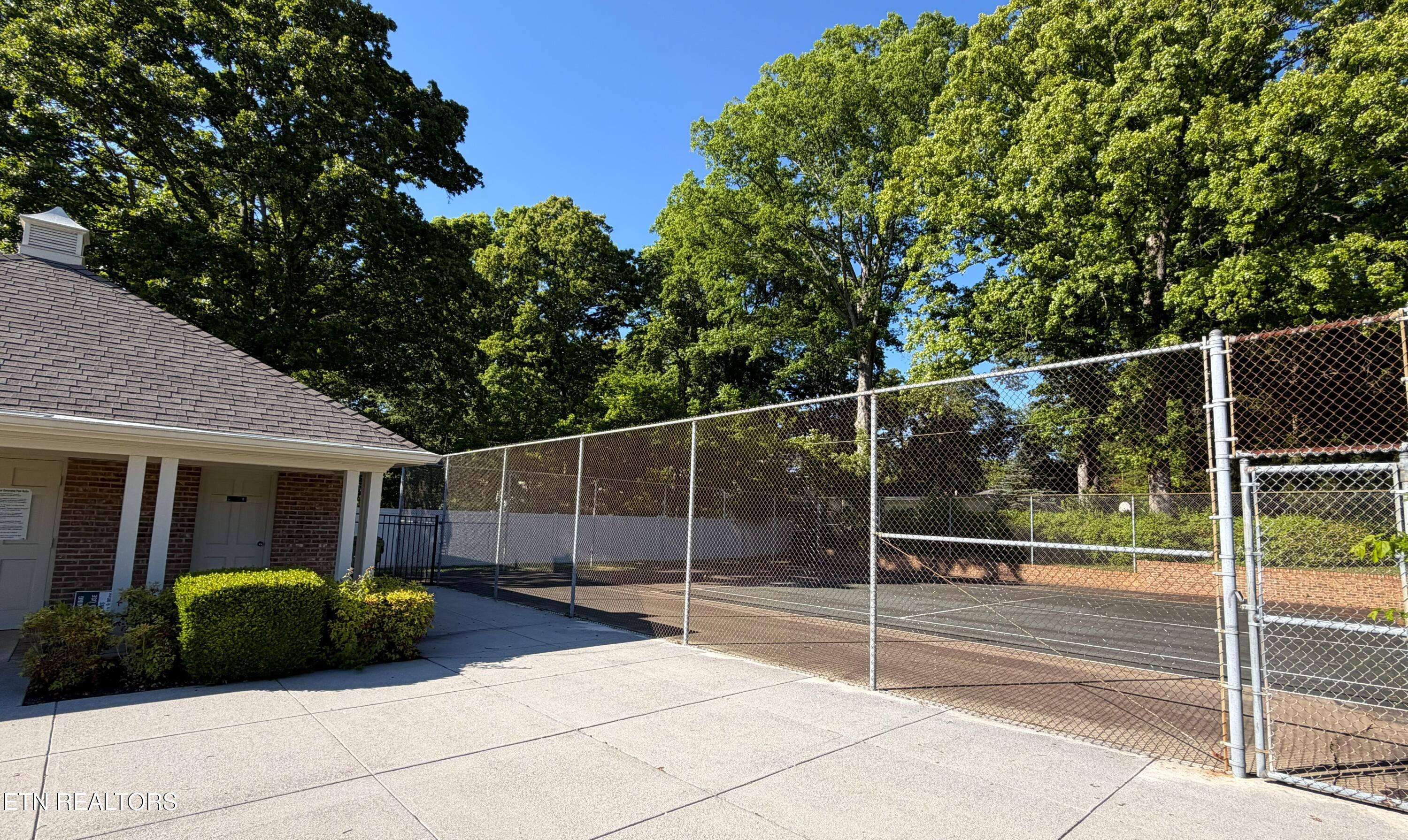 1003 Hardwick Drive Maryville TN 37803