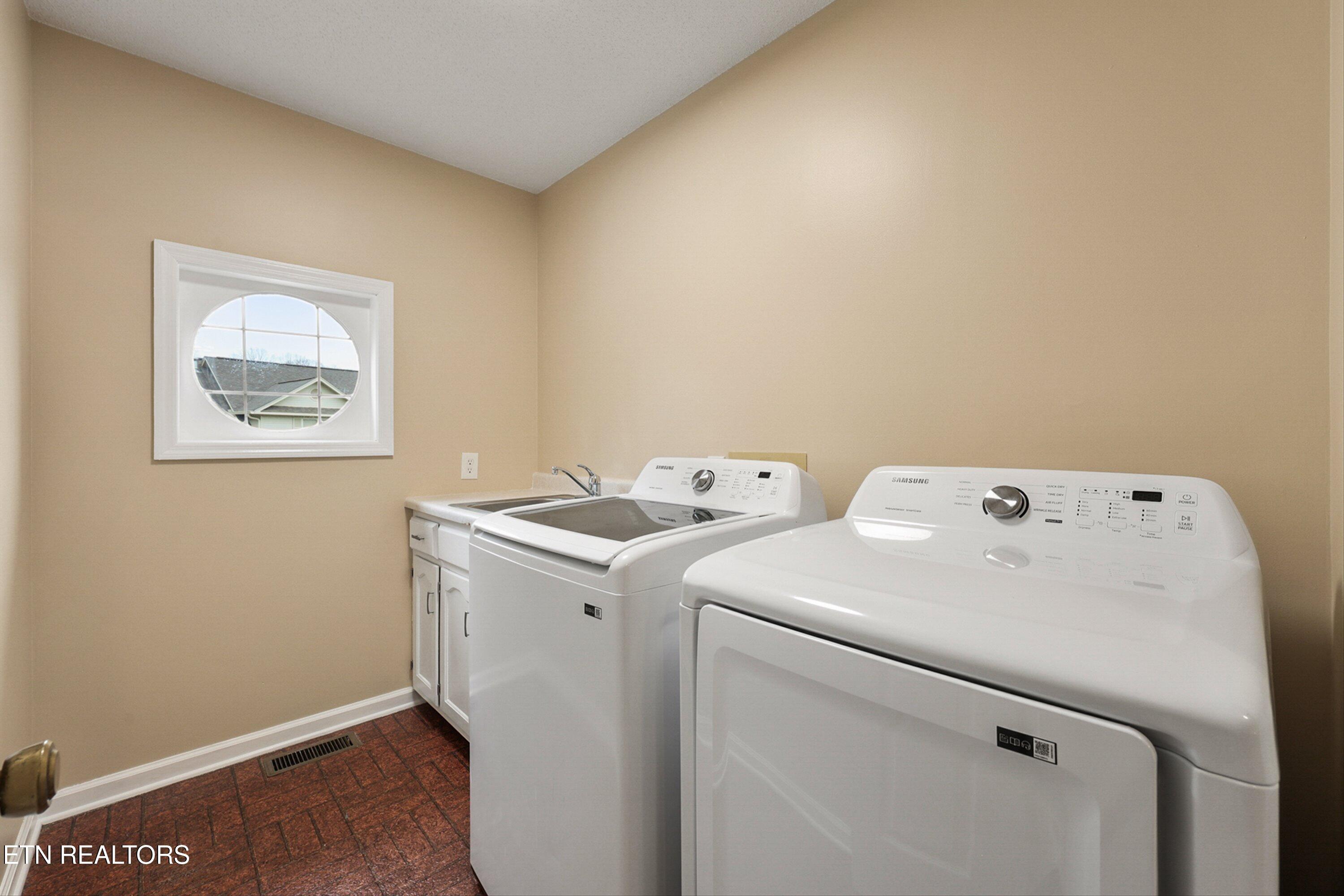 1003 Hardwick Drive Maryville TN 37803