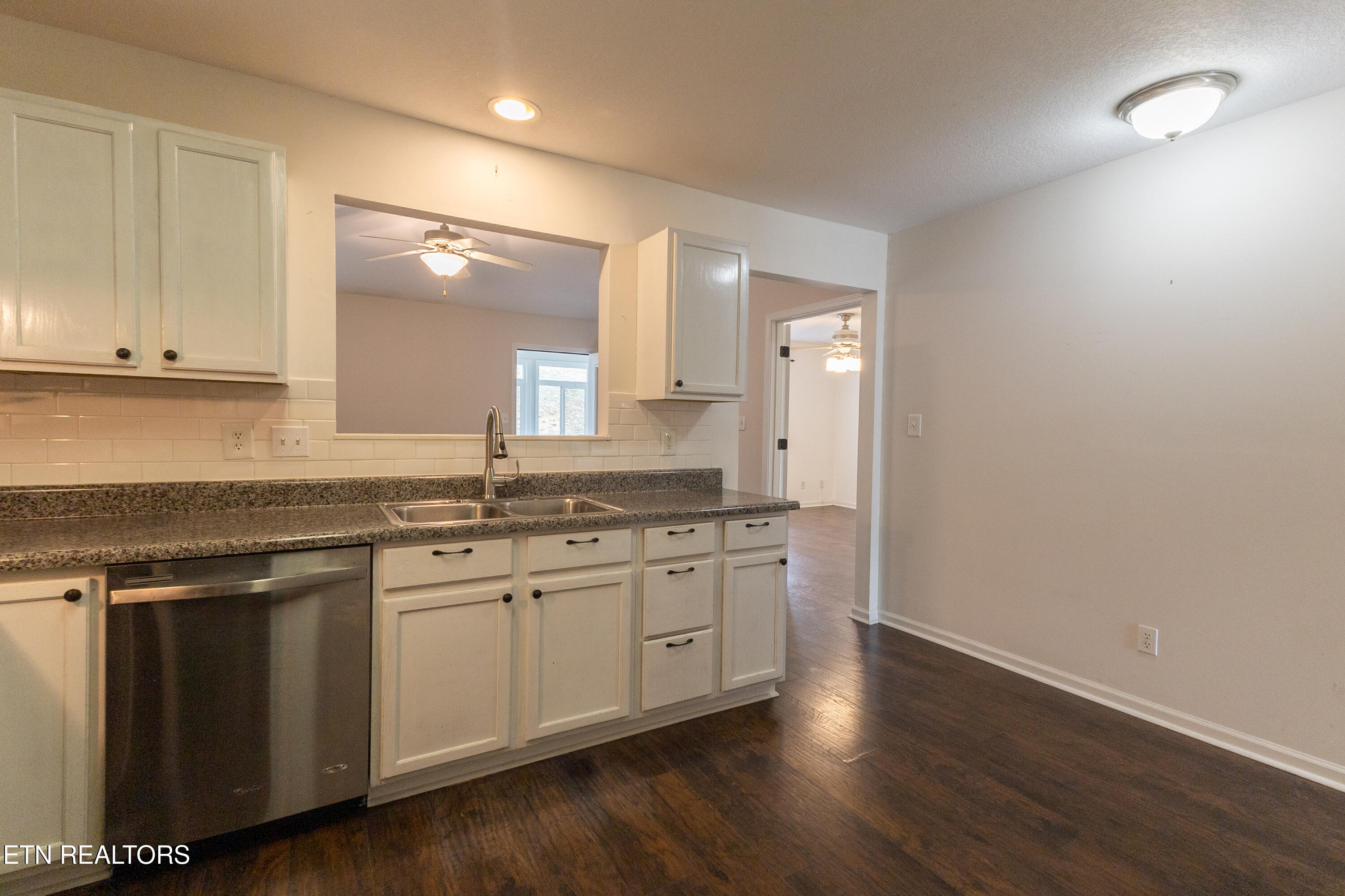 6343 Love Song Lane Knoxville TN 37914