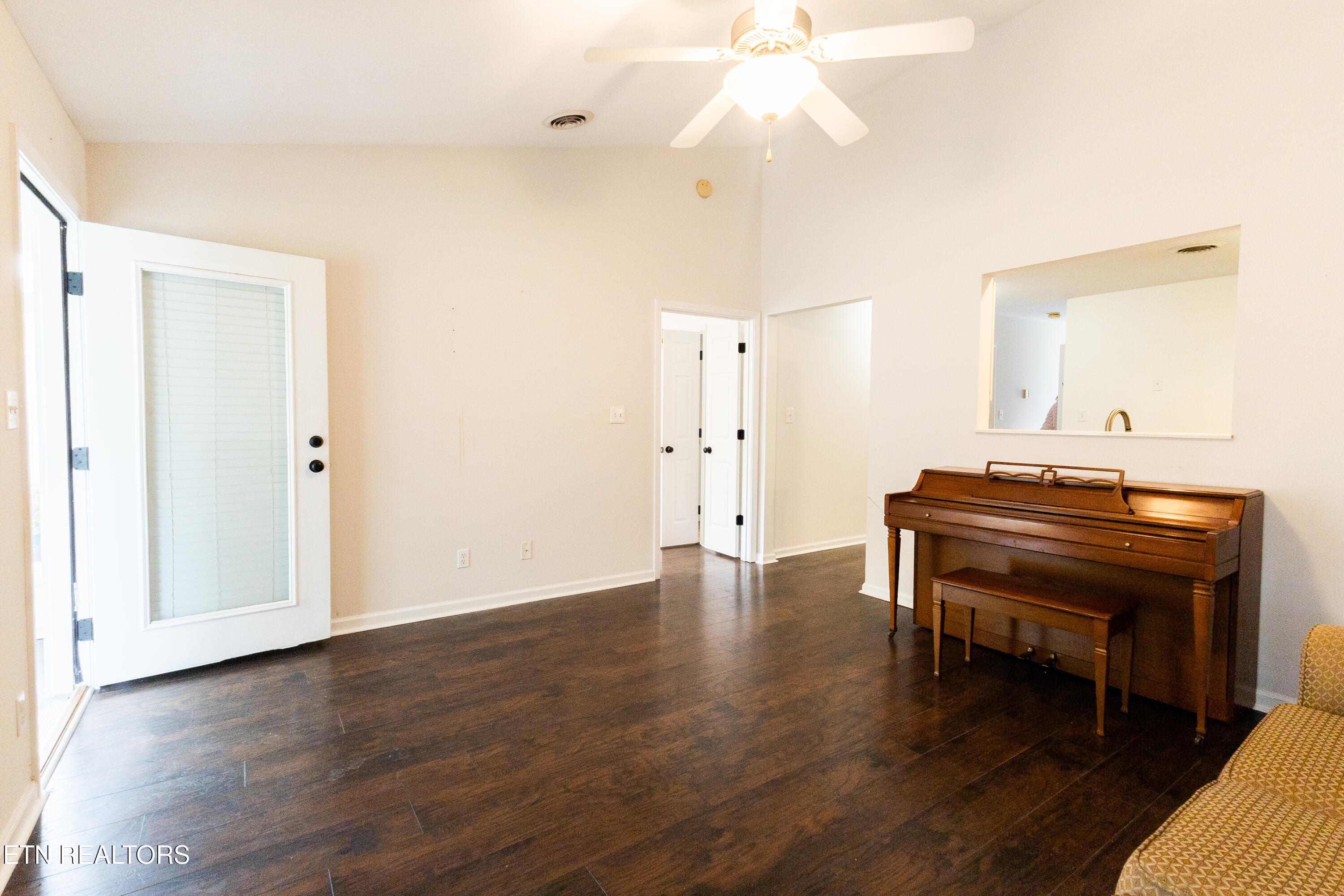 6343 Love Song Lane Knoxville TN 37914