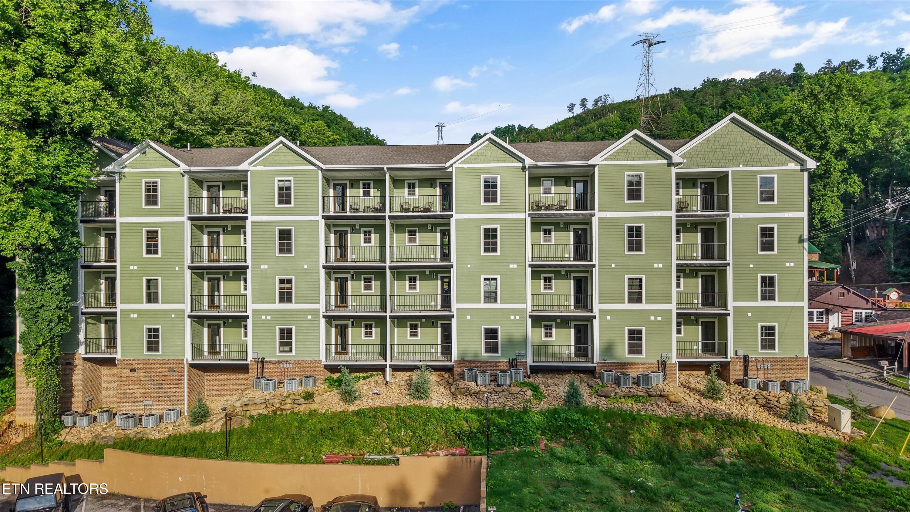 Gatlinburg TN 37738