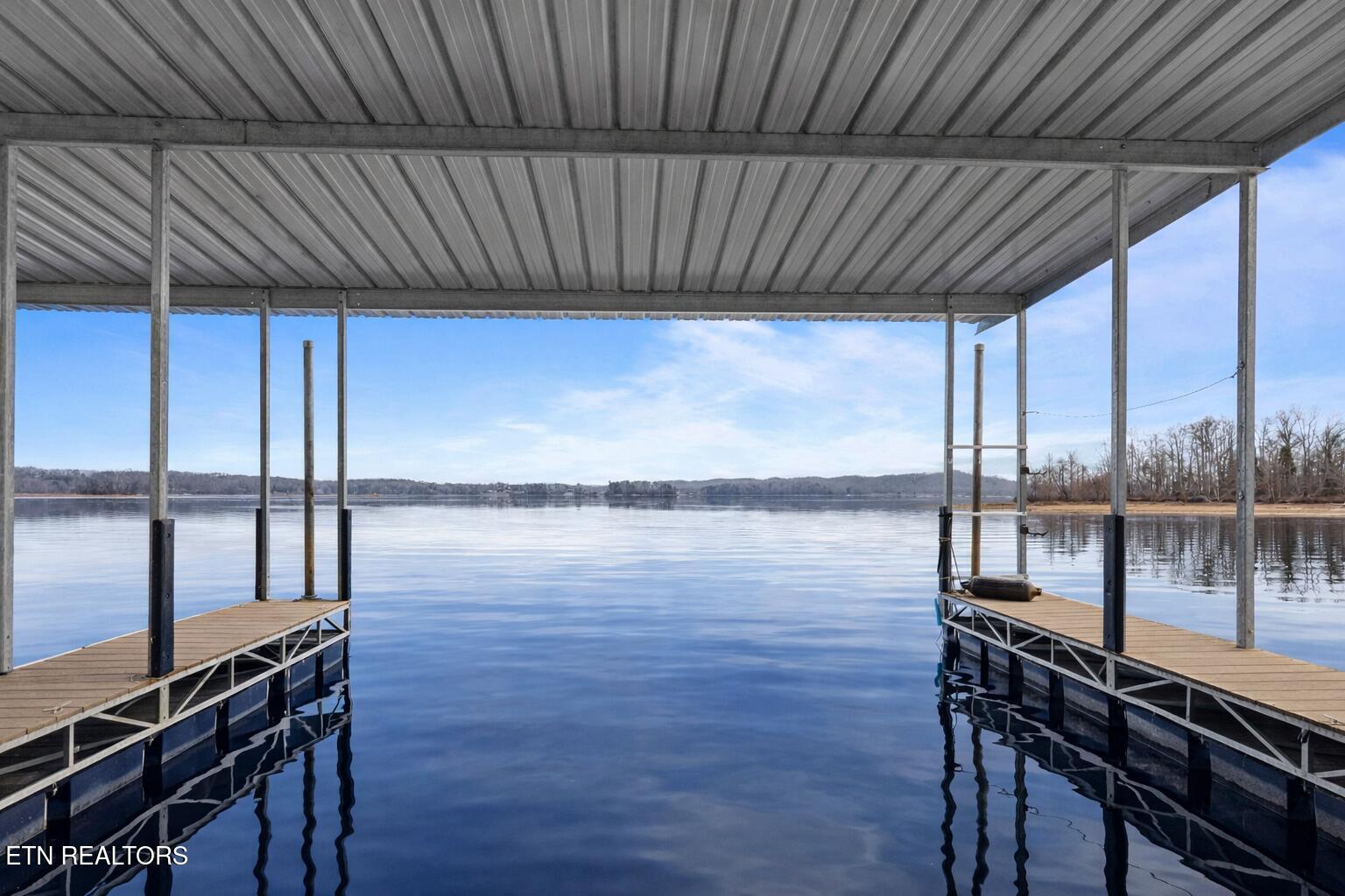 1255 New Lake Road Spring City TN 37381