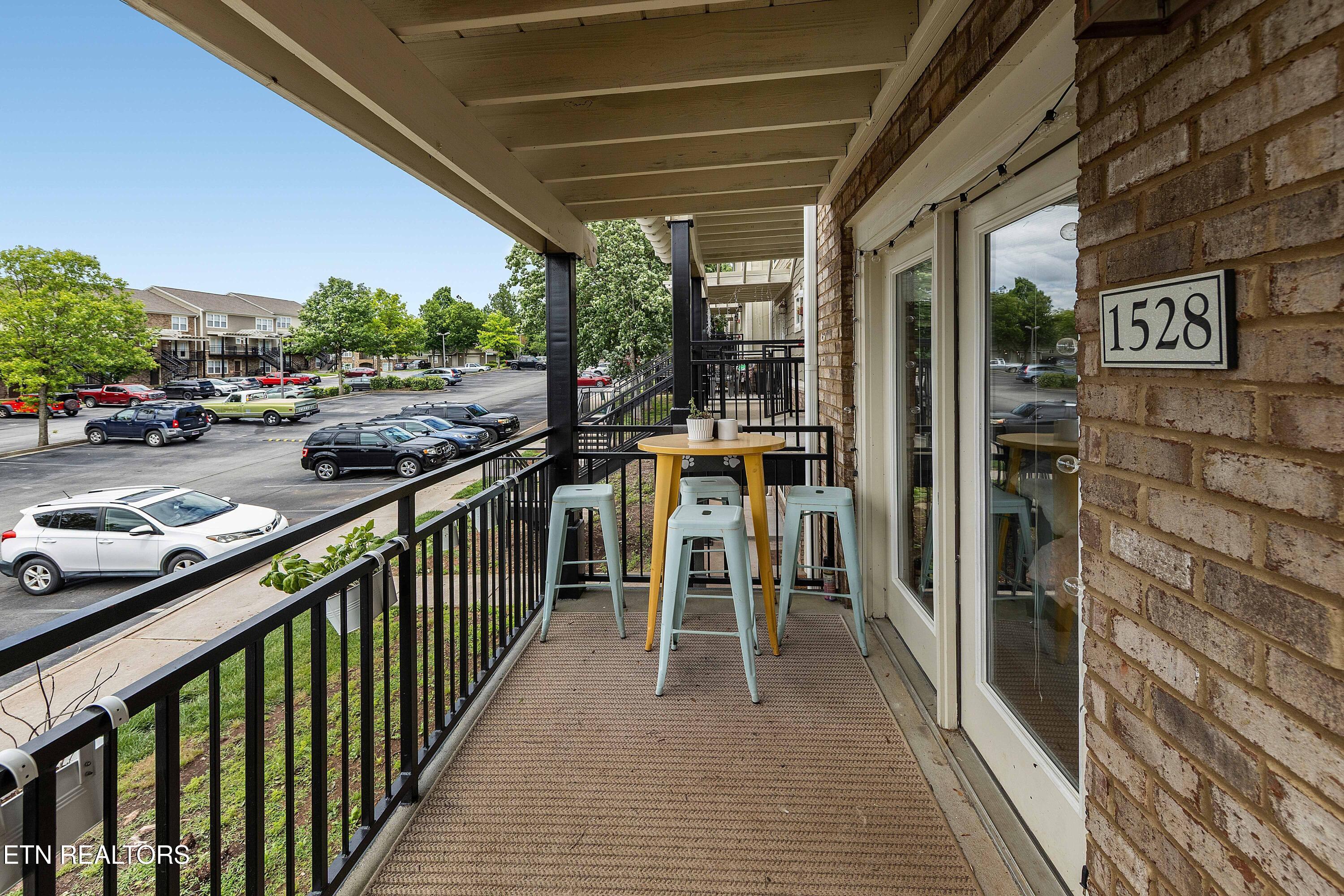 1106 Tree Top Way Knoxville TN 37920