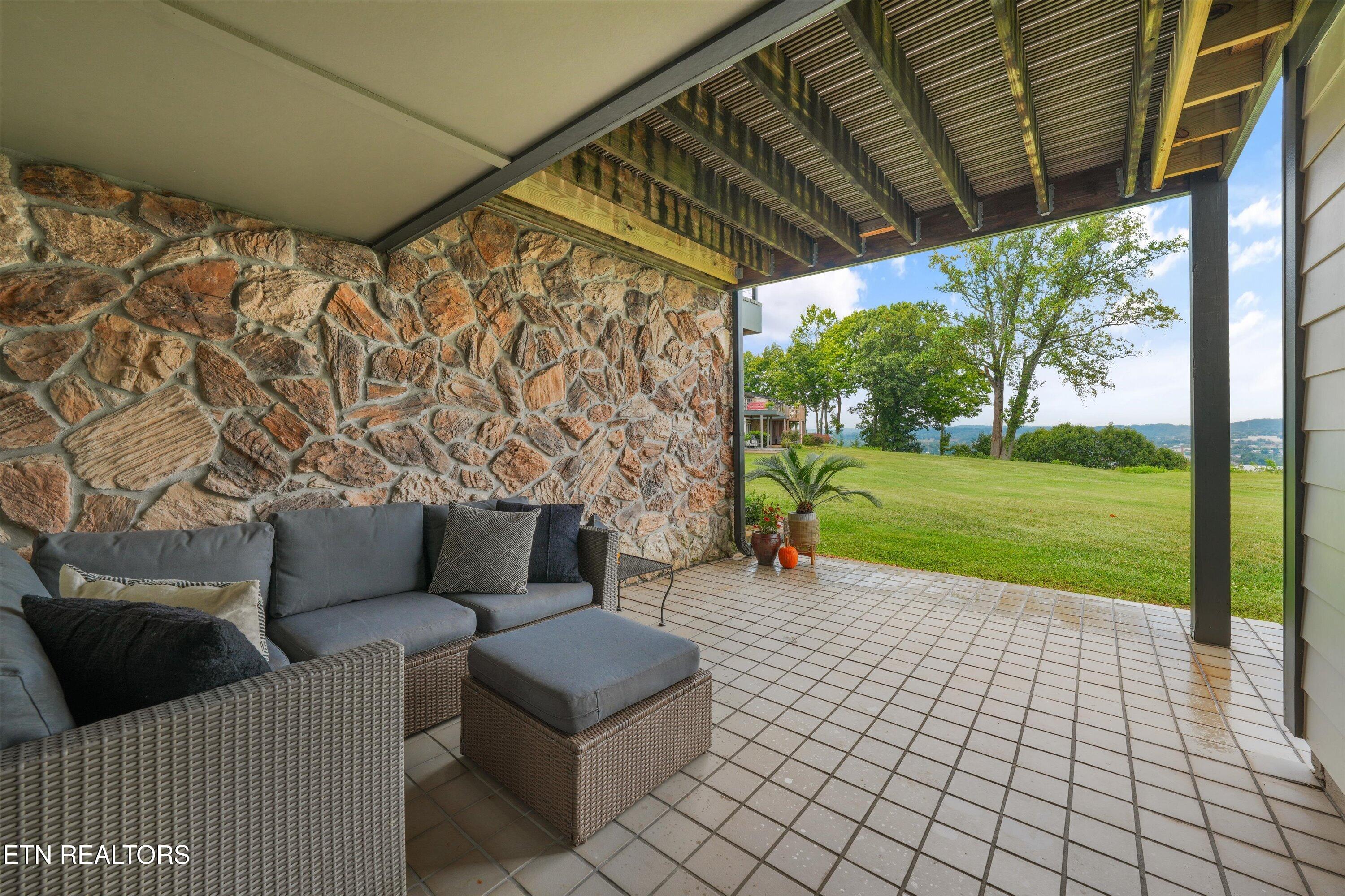 1903 Cherokee Bluff Drive Knoxville TN 37920