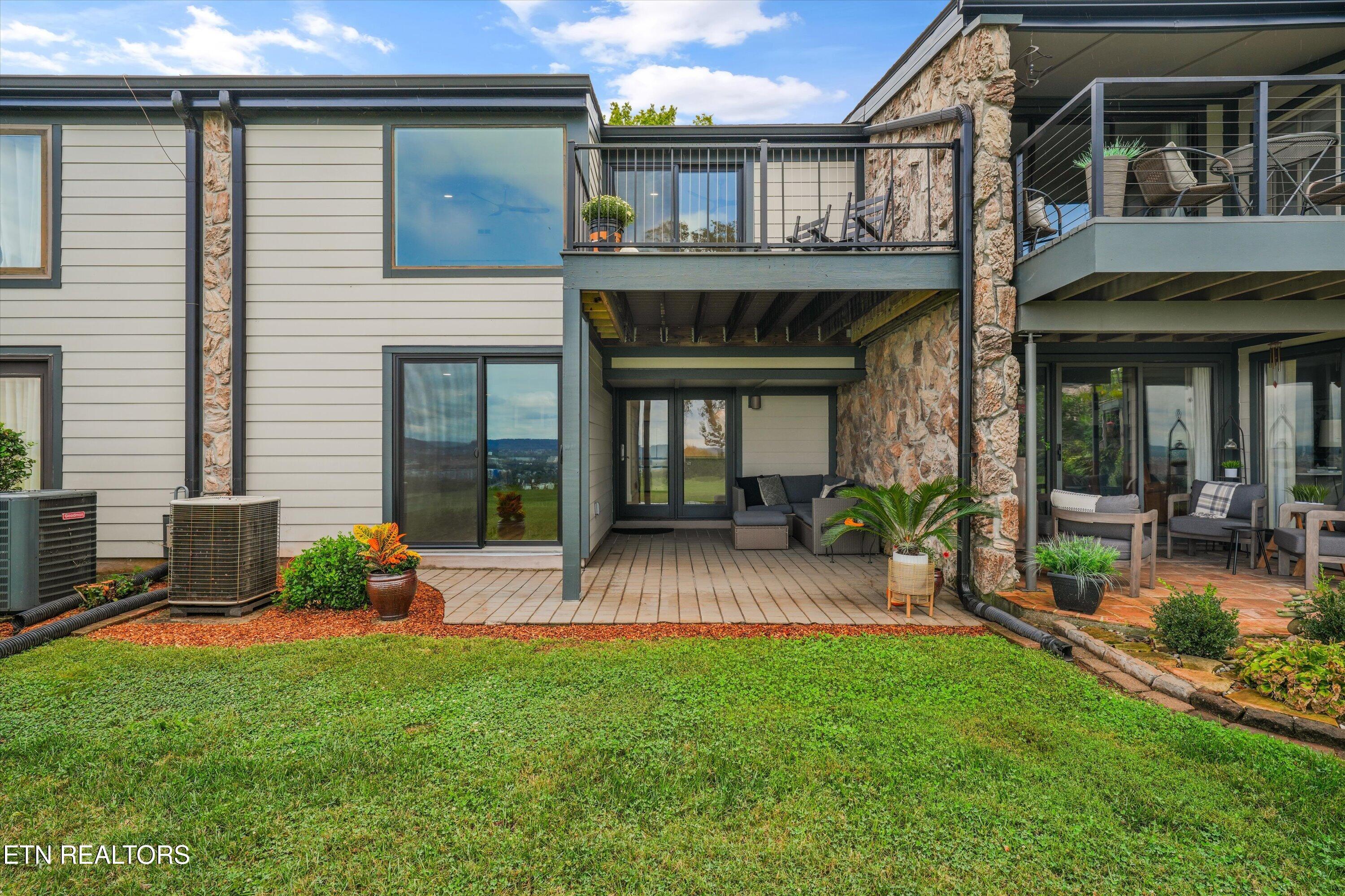 1903 Cherokee Bluff Drive Knoxville TN 37920
