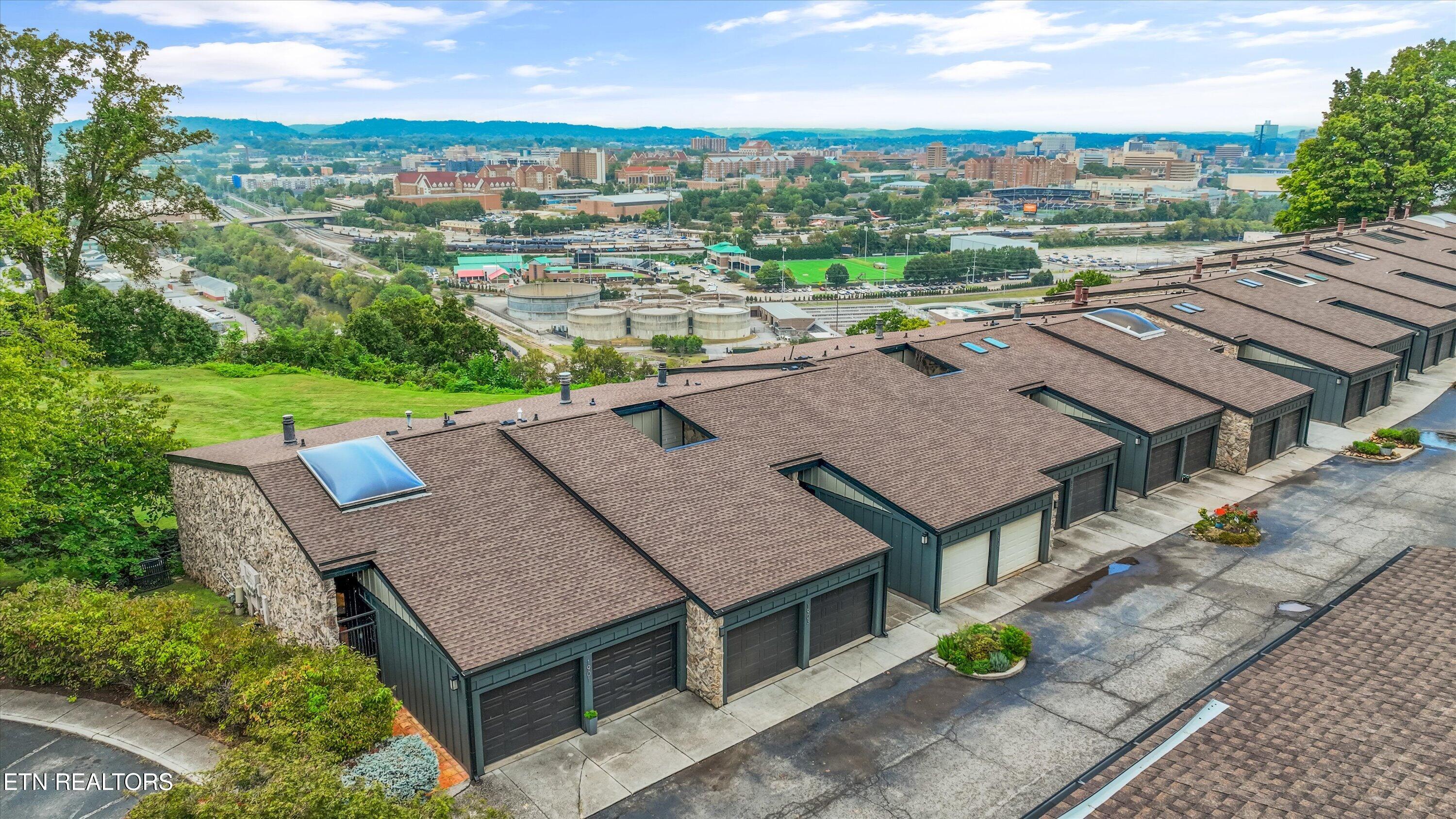 1903 Cherokee Bluff Drive Knoxville TN 37920
