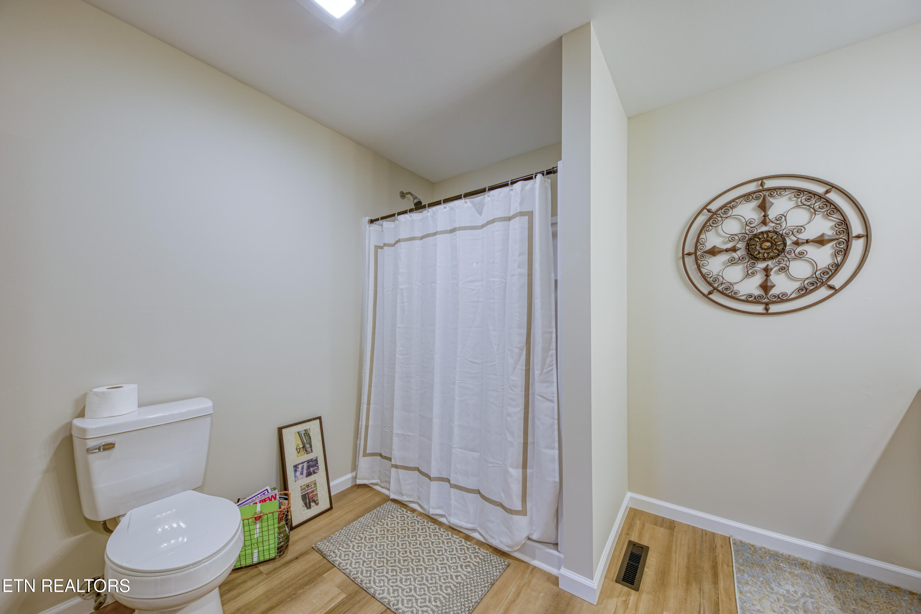 1005 Glennshire Drive Knoxville TN 37923