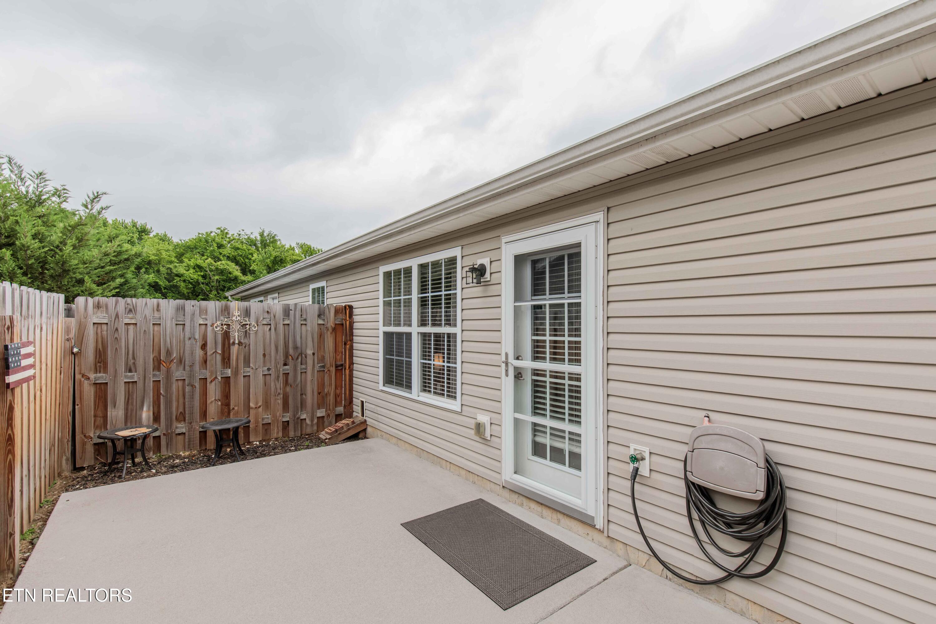 5141 Spring Petal Way Knoxville TN 37912