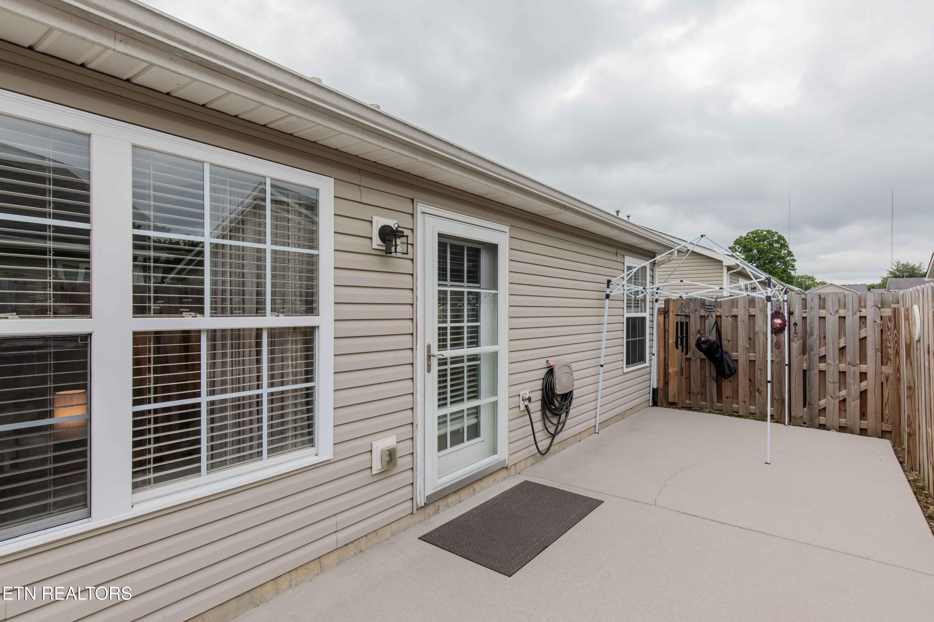 5141 Spring Petal Way Knoxville TN 37912