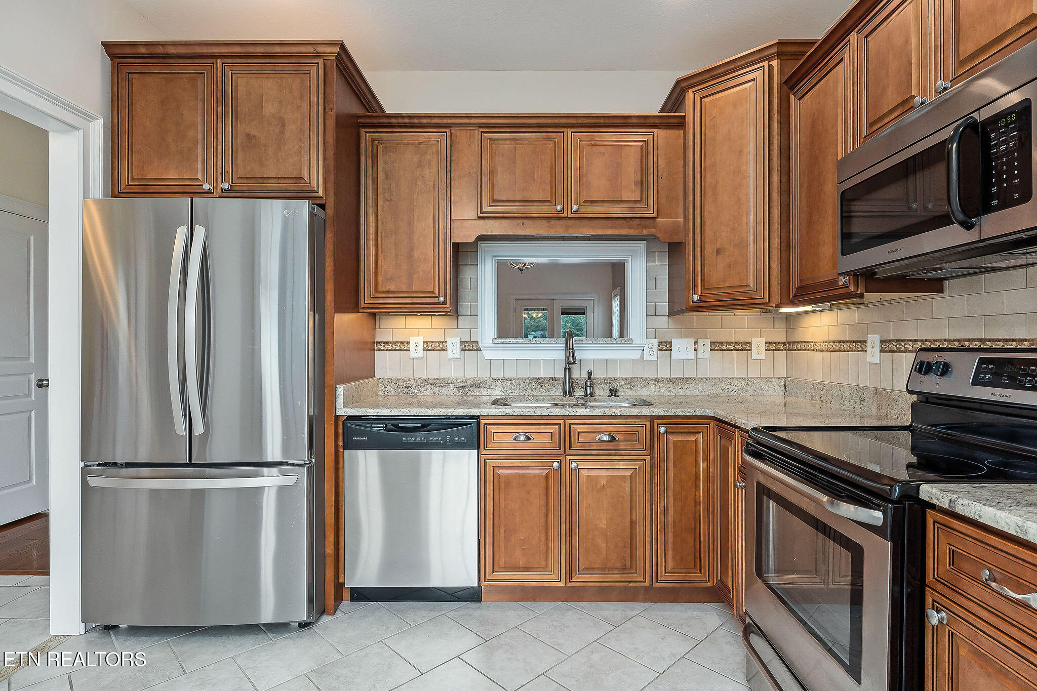 160 Genesis Avenue Crossville TN 38571
