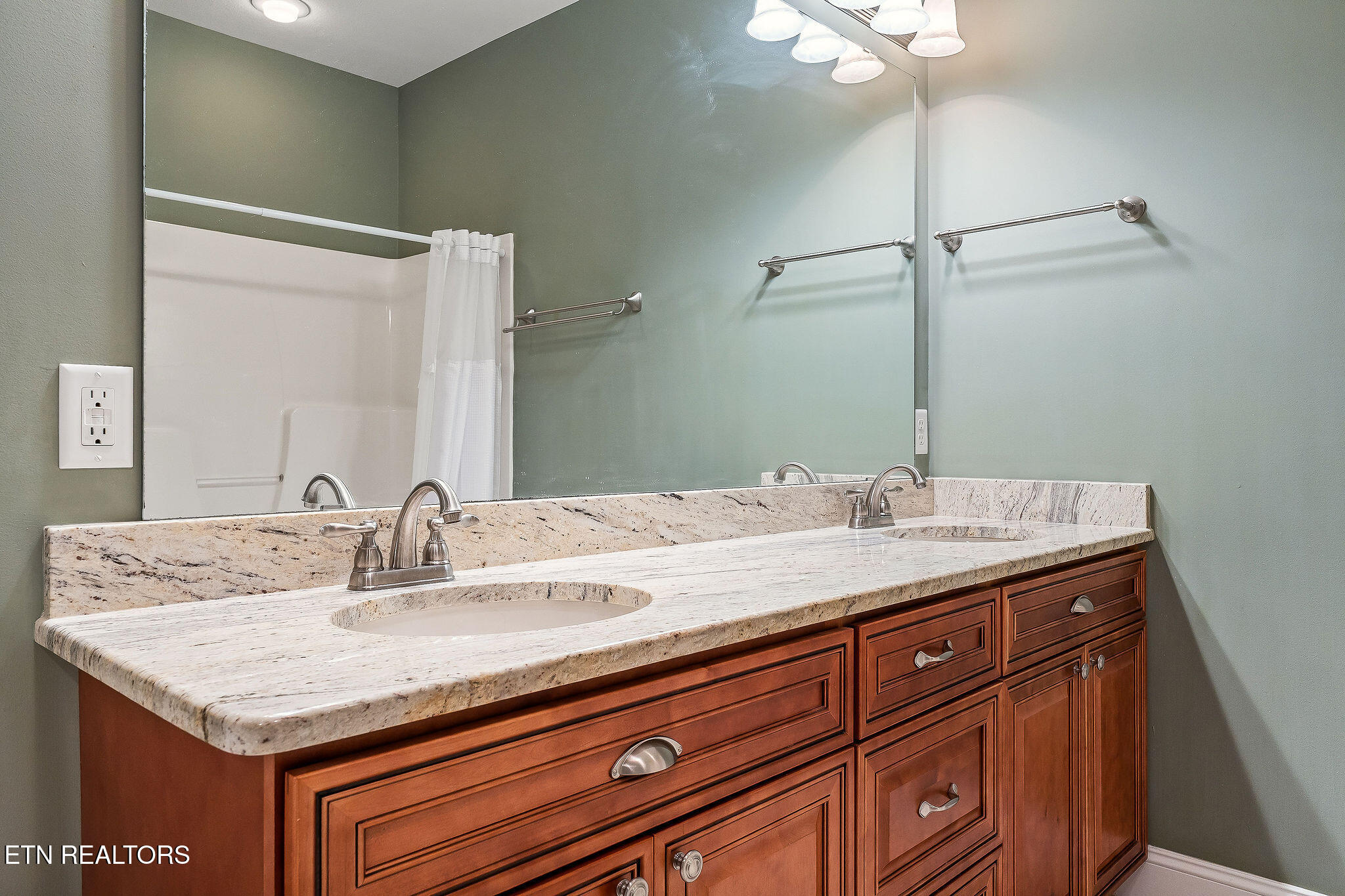 160 Genesis Avenue Crossville TN 38571
