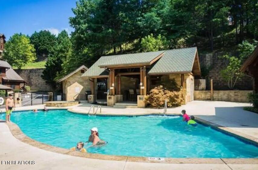 820 Golf View Boulevard Pigeon Forge TN 37863