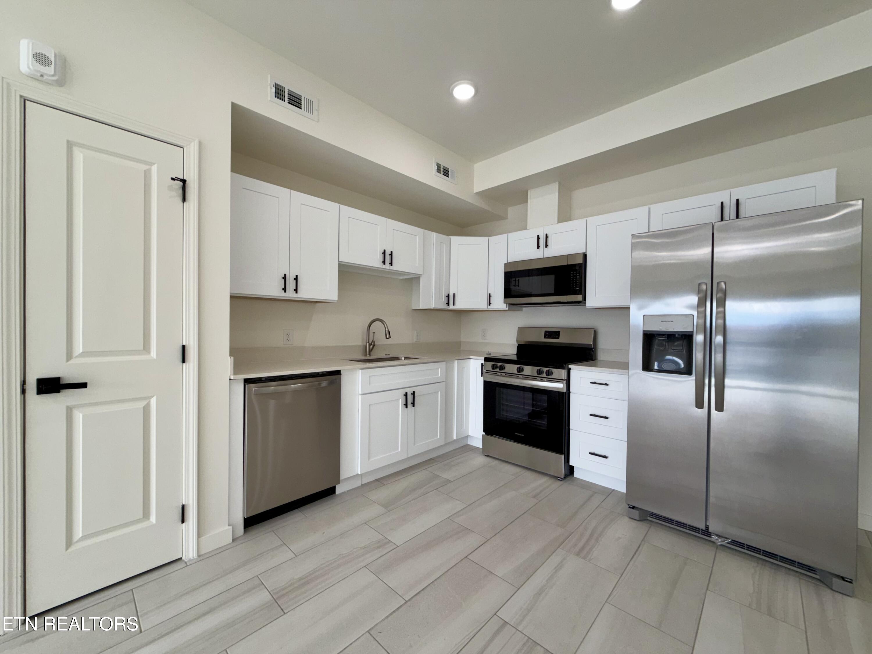 129 Sugarfoot Way Pigeon Forge TN 37863