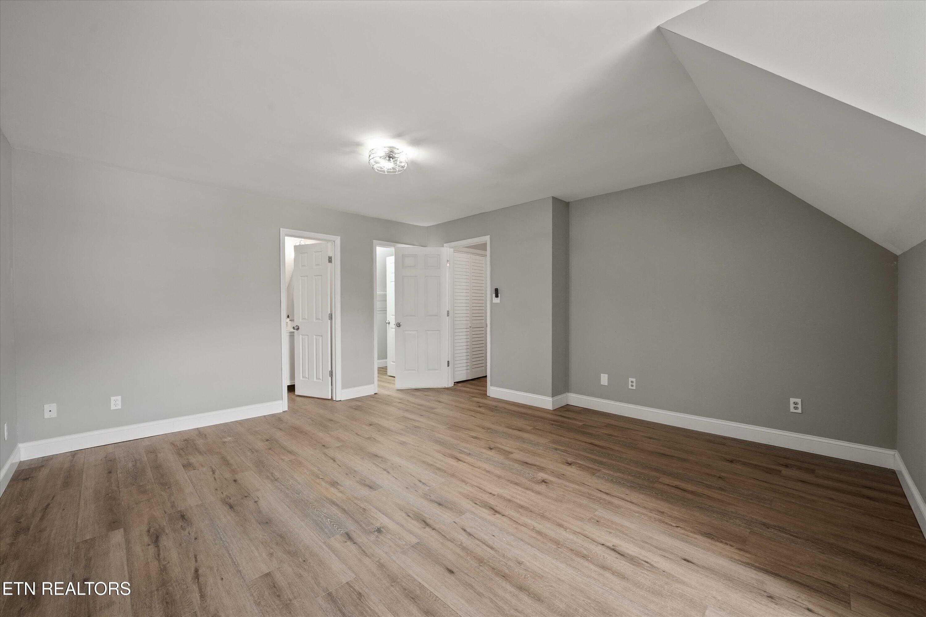 6513 Lazy Creek Way Knoxville TN 37918