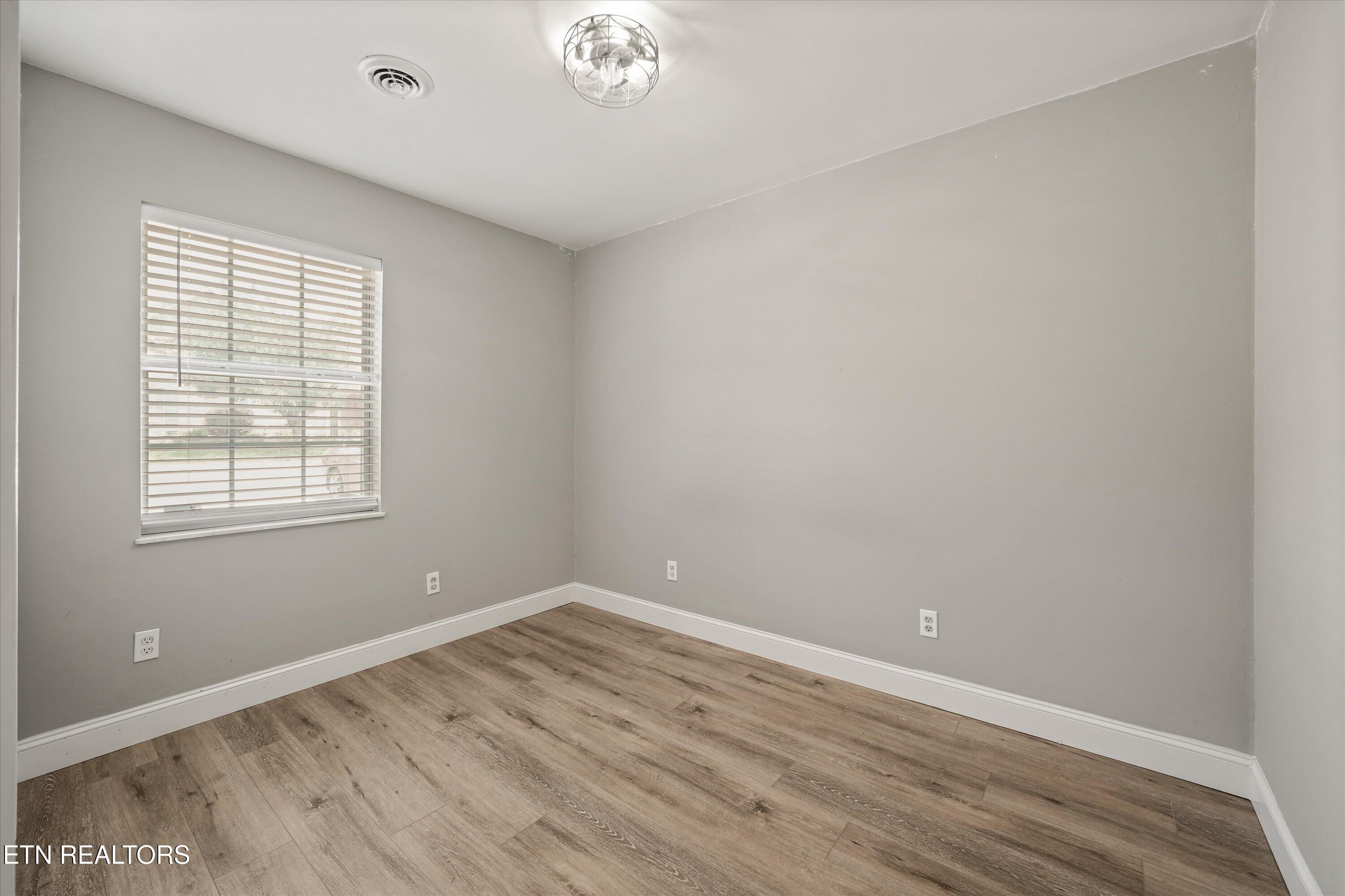 6513 Lazy Creek Way Knoxville TN 37918