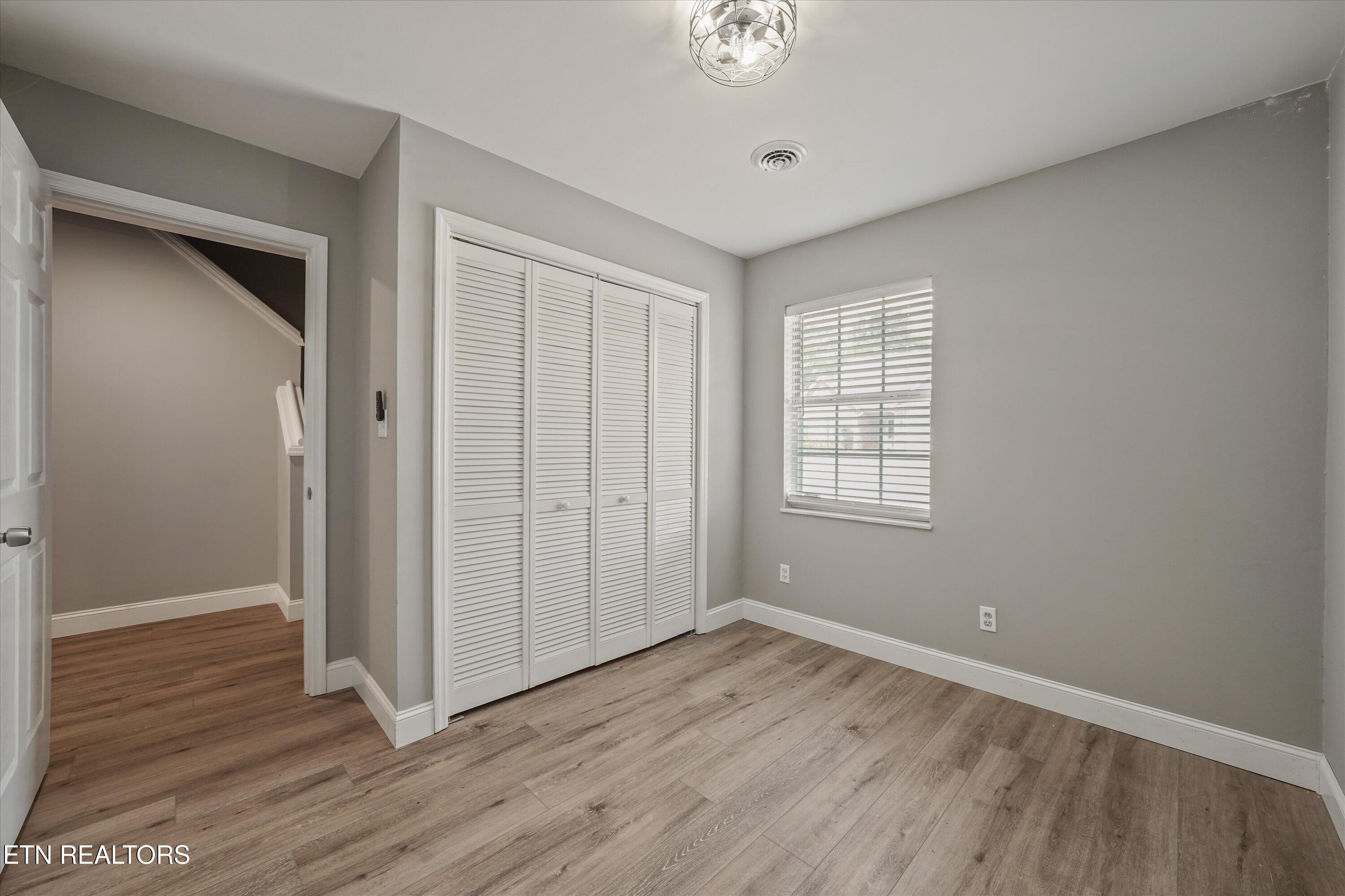 6513 Lazy Creek Way Knoxville TN 37918