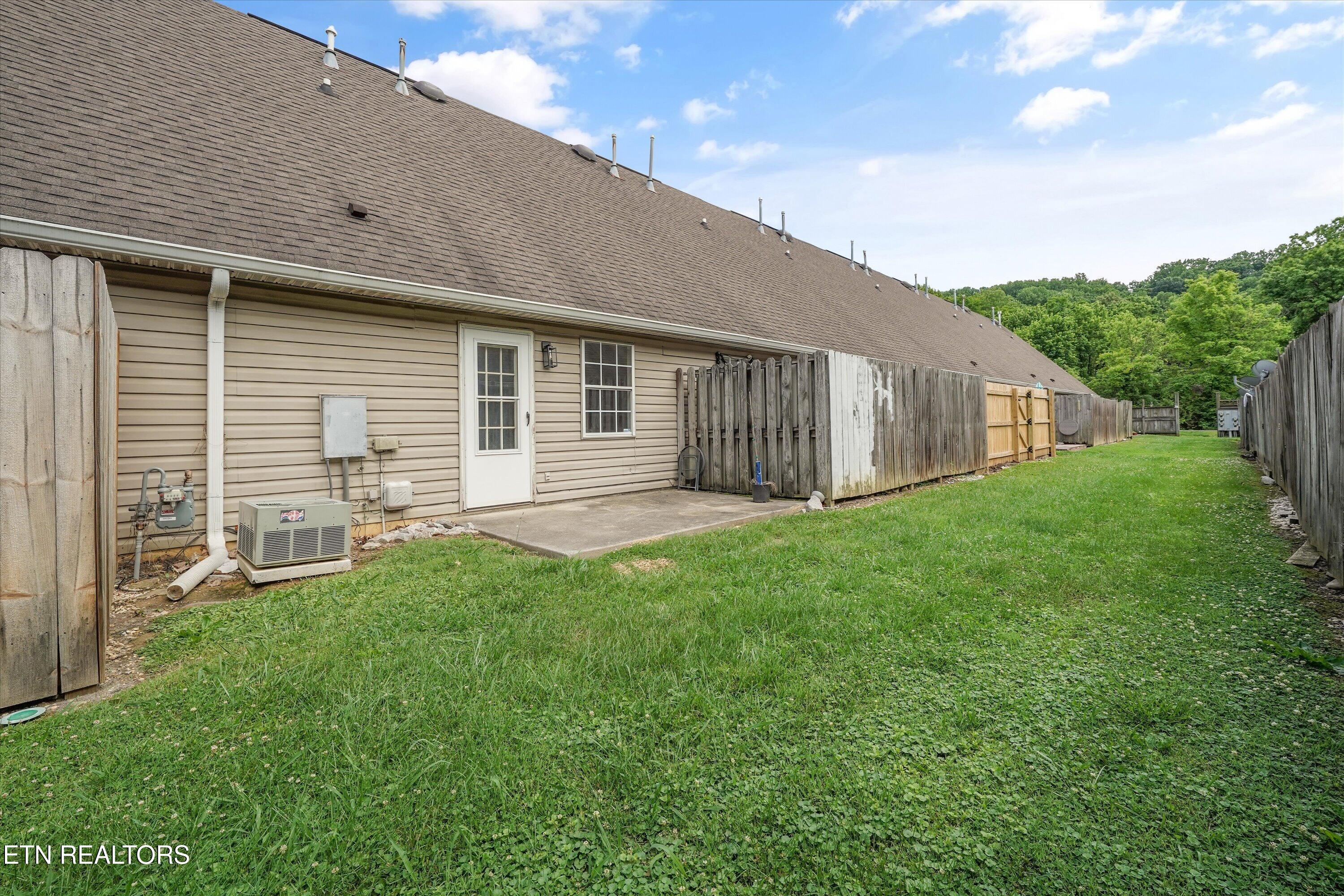 6513 Lazy Creek Way Knoxville TN 37918